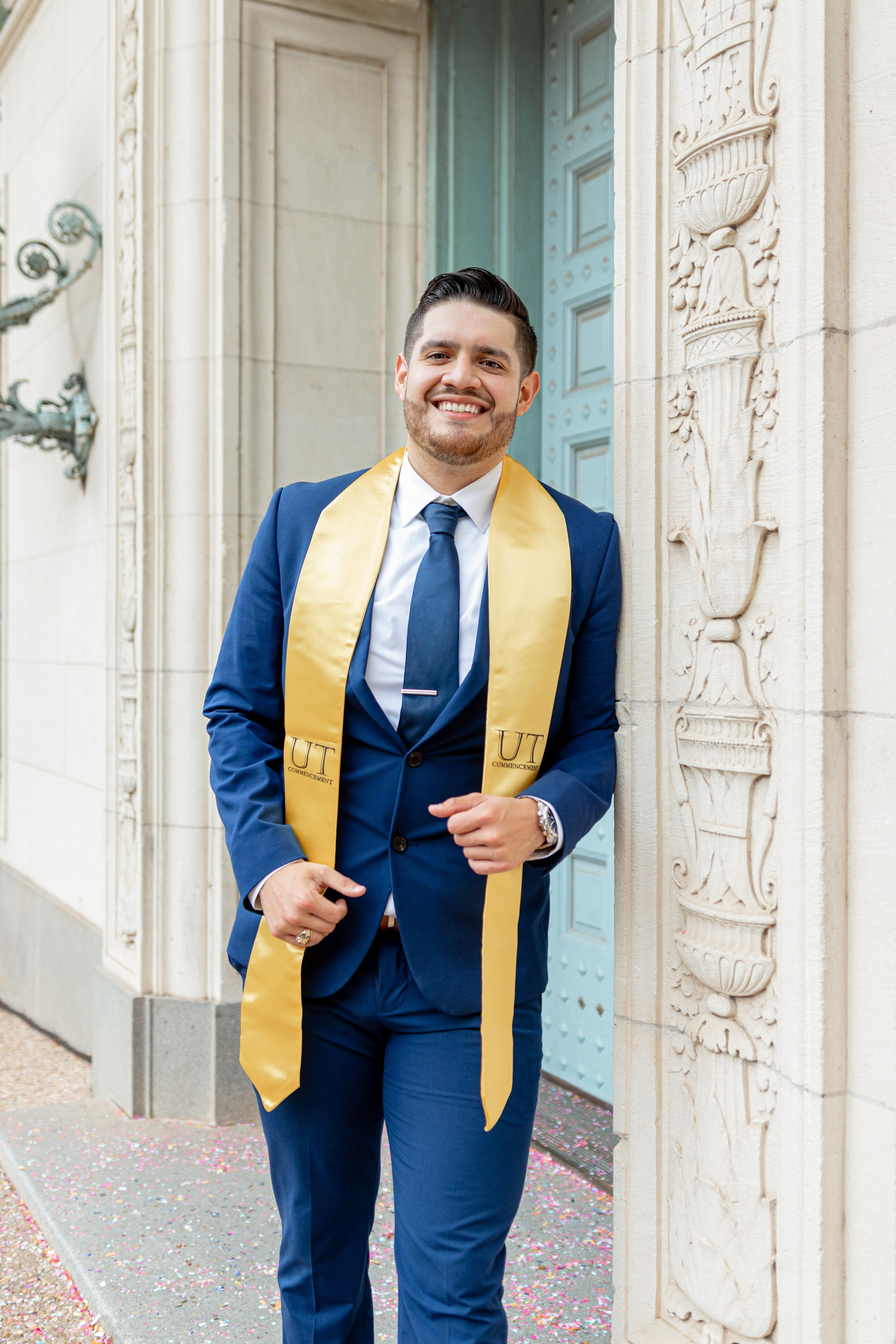 Pedro’s senior photoshoot at the University of Texas Austin