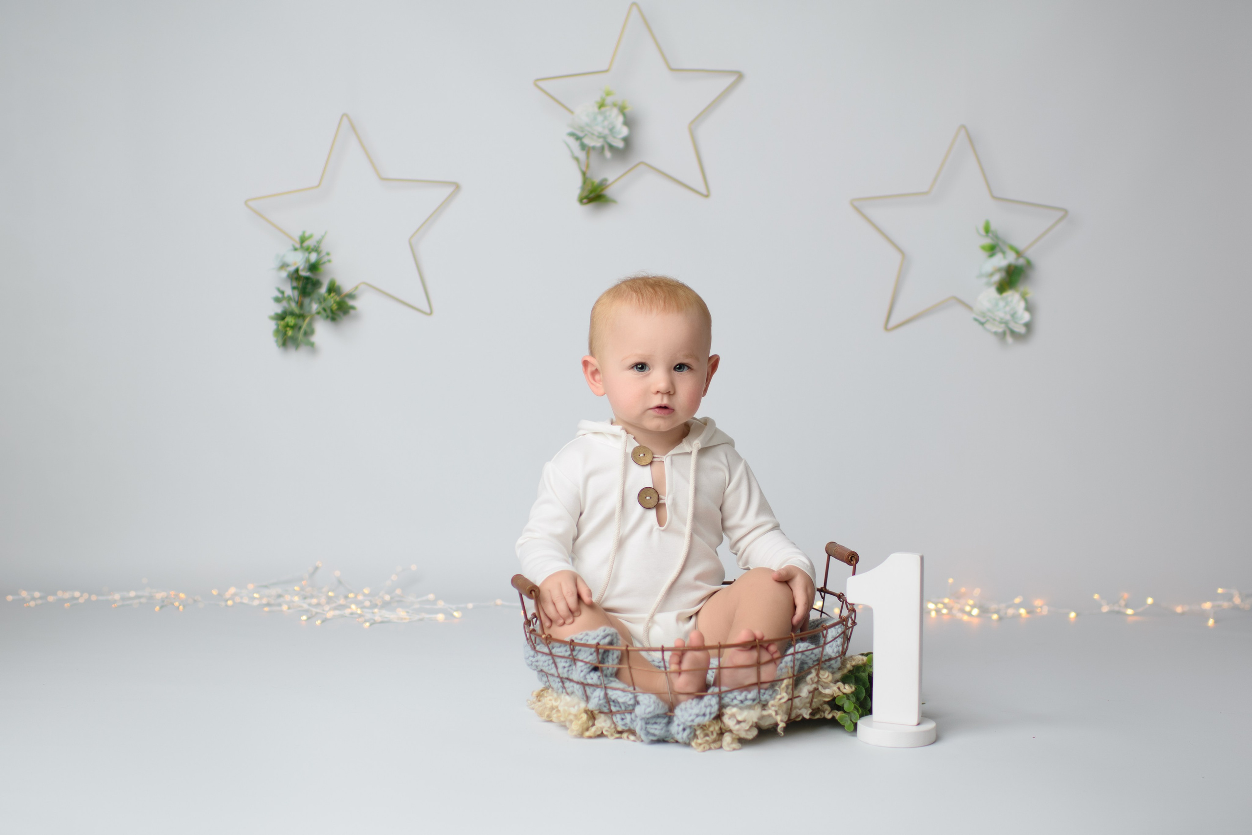 Cake Smash Fotoshooting zum ersten, zweiten Geburtstag. Neugeborene, Baby Fotografin in Düren (NRW) - Vitalina Unruh