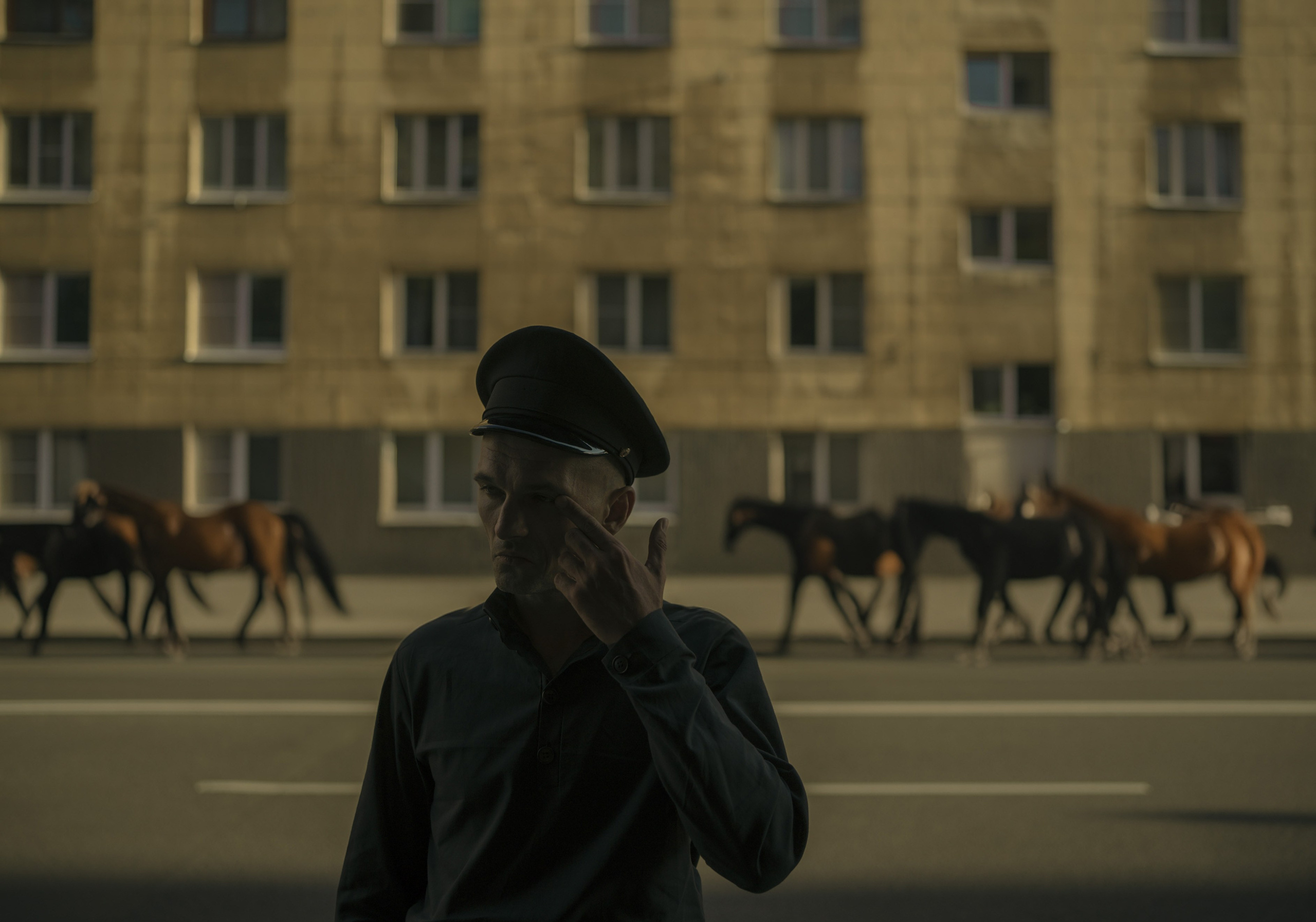 ХРУСТАЛЬНЫЙ МИР. Стрит-фотография, полная абсурда, идиотизма и красоты