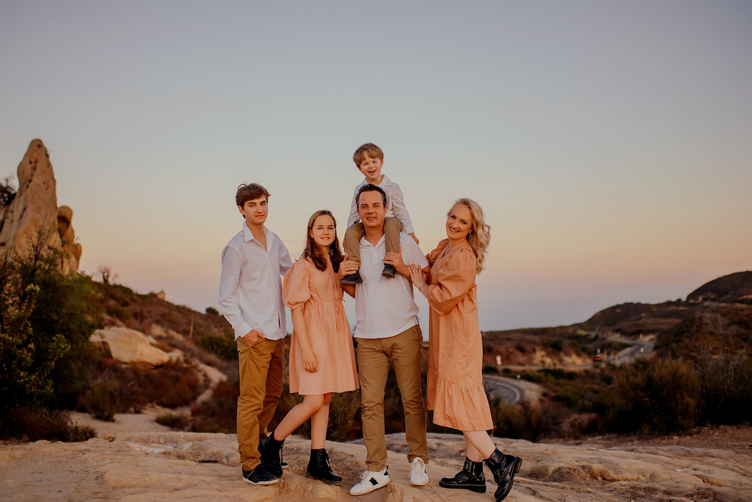 Family photo shoot. Photographer. Wedding, maternity and family photographer in Charlotte Tasha Minn