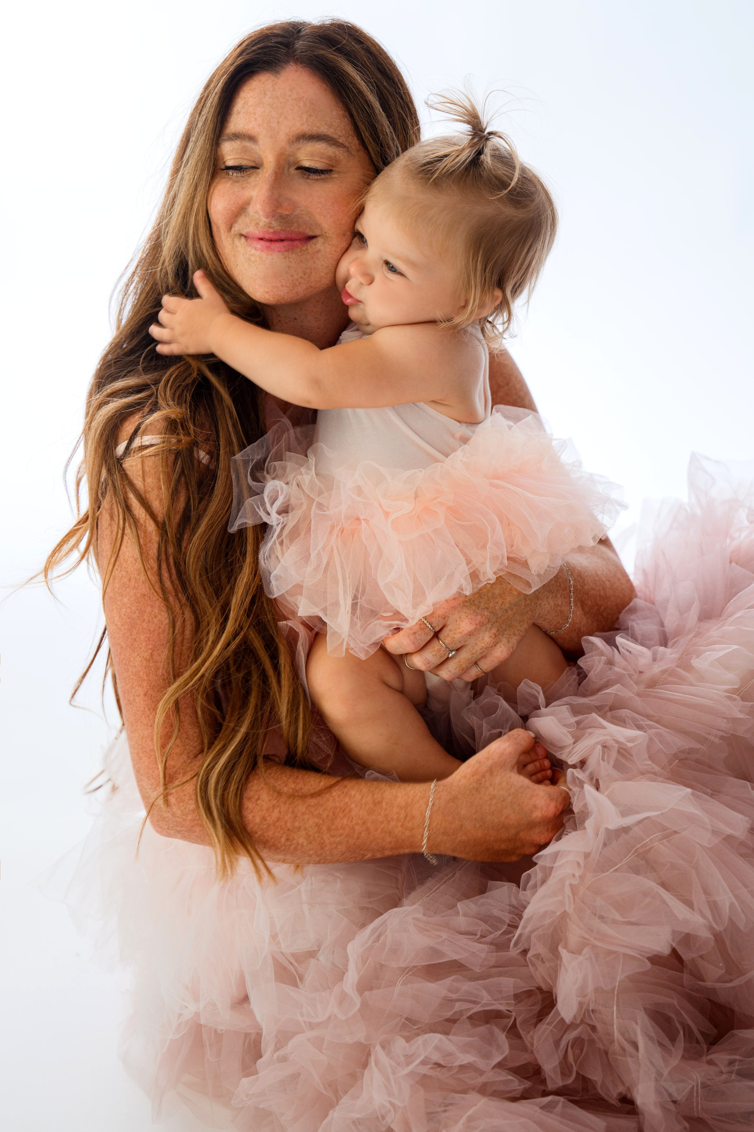 Cassidy. Wedding, maternity and family photographer in Charlotte Tasha Minn