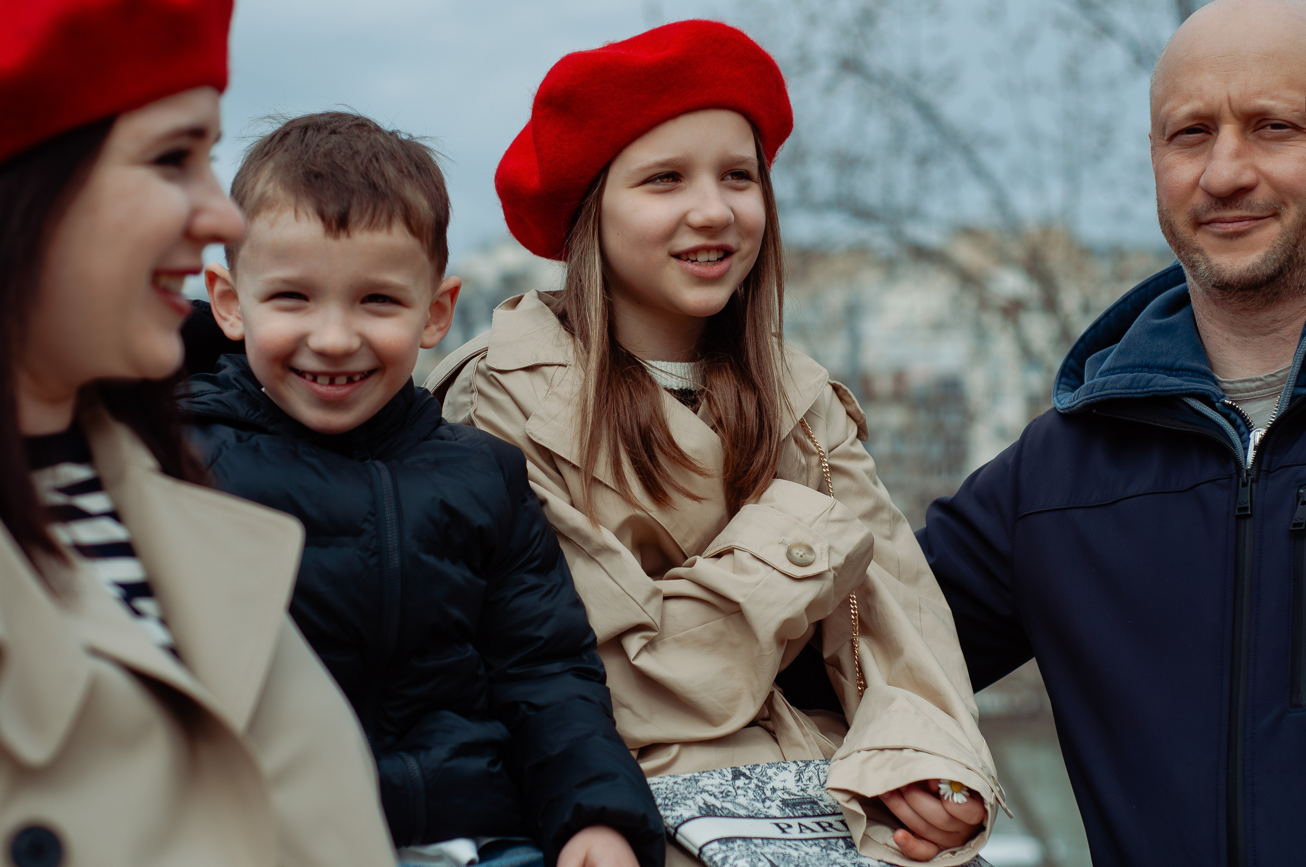 Family photoshoot. Paris photographer — Polina Osipova