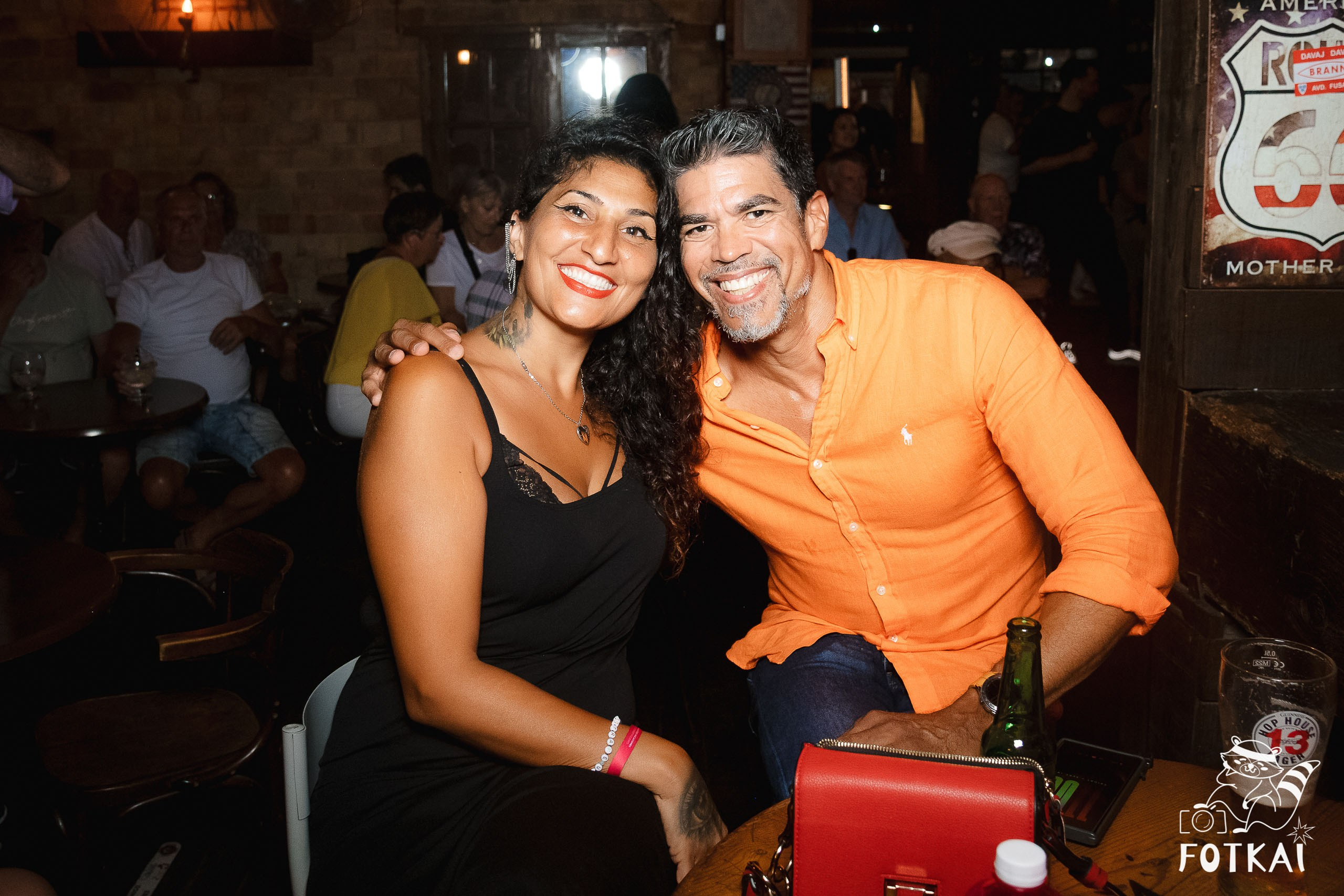 El Paso Rock Bar Torrevieja: Reportaje fotográfico 19.09.25 | FOTKAI