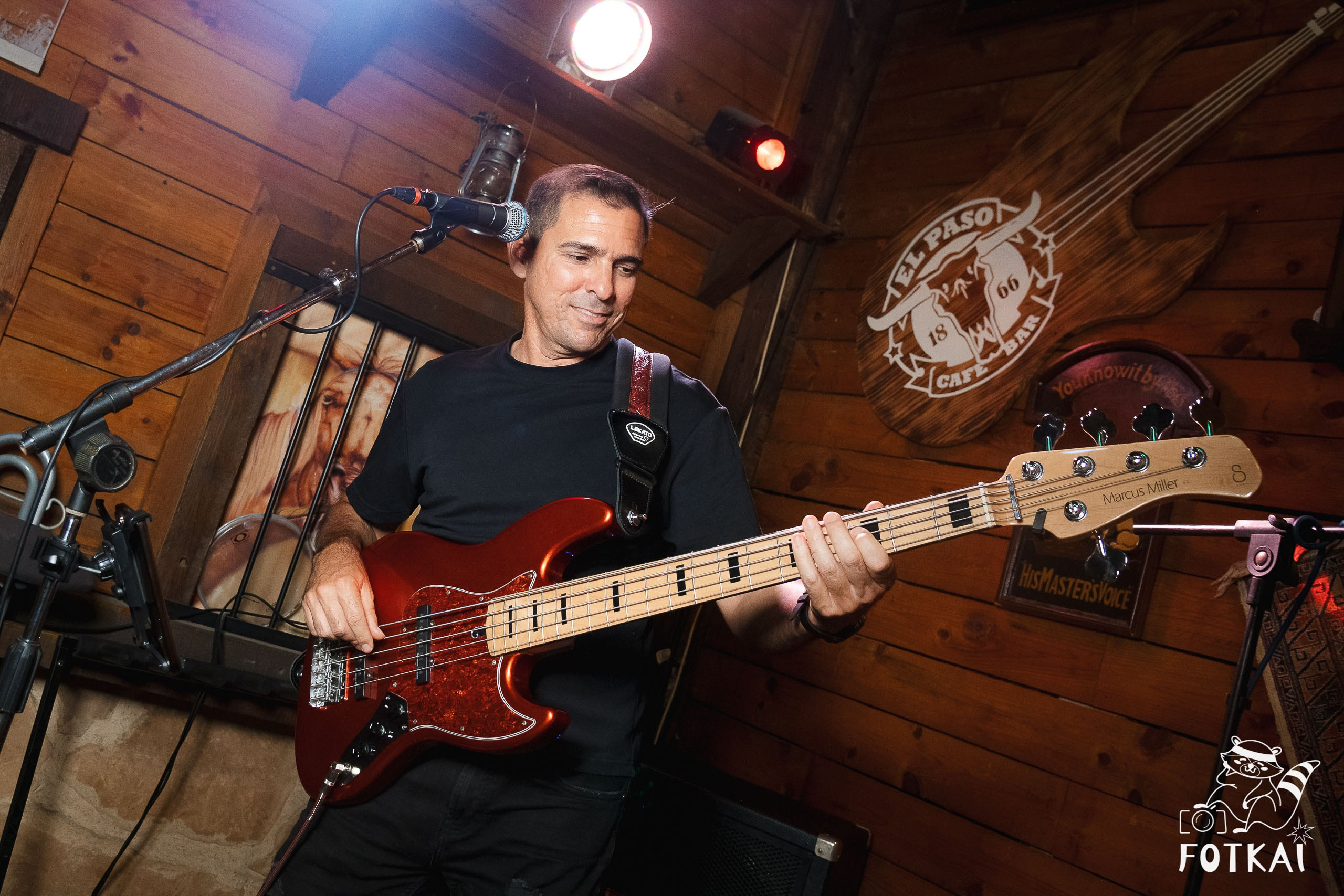 MOST WNTD en El Paso Rock Bar Torrevieja: Reportaje fotográfico 26.09.25 | FOTKAI