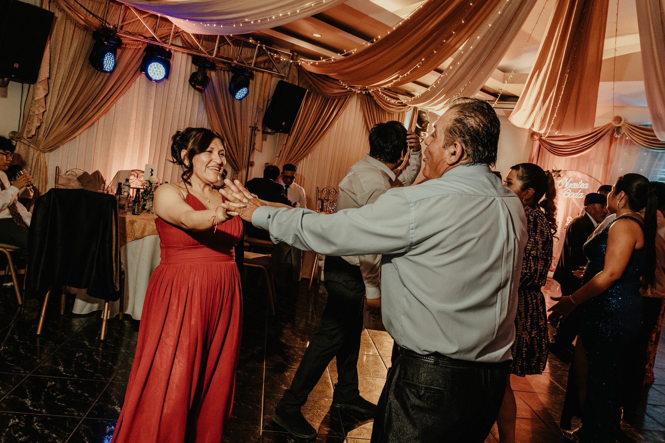 VANESSA + FRANKLIN BODA RELIGIOSA. Studio KVTA | Fotografía y Video de Bodas en Arequipa