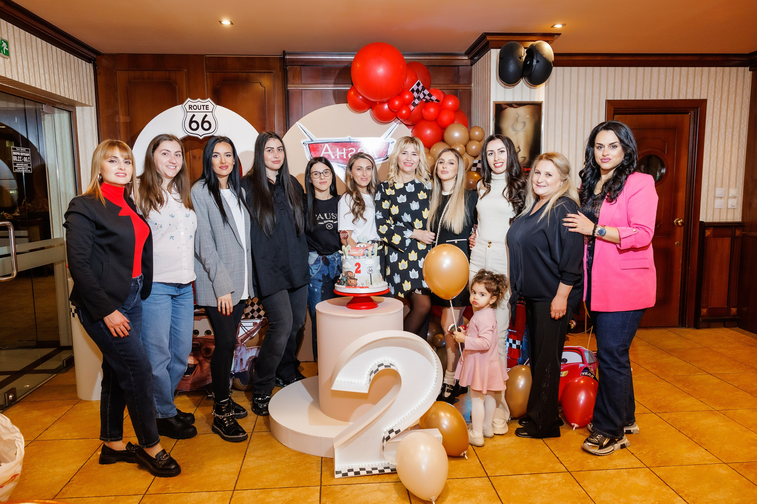 Честит Рожден Ден. Фотограф Ирина Йотова