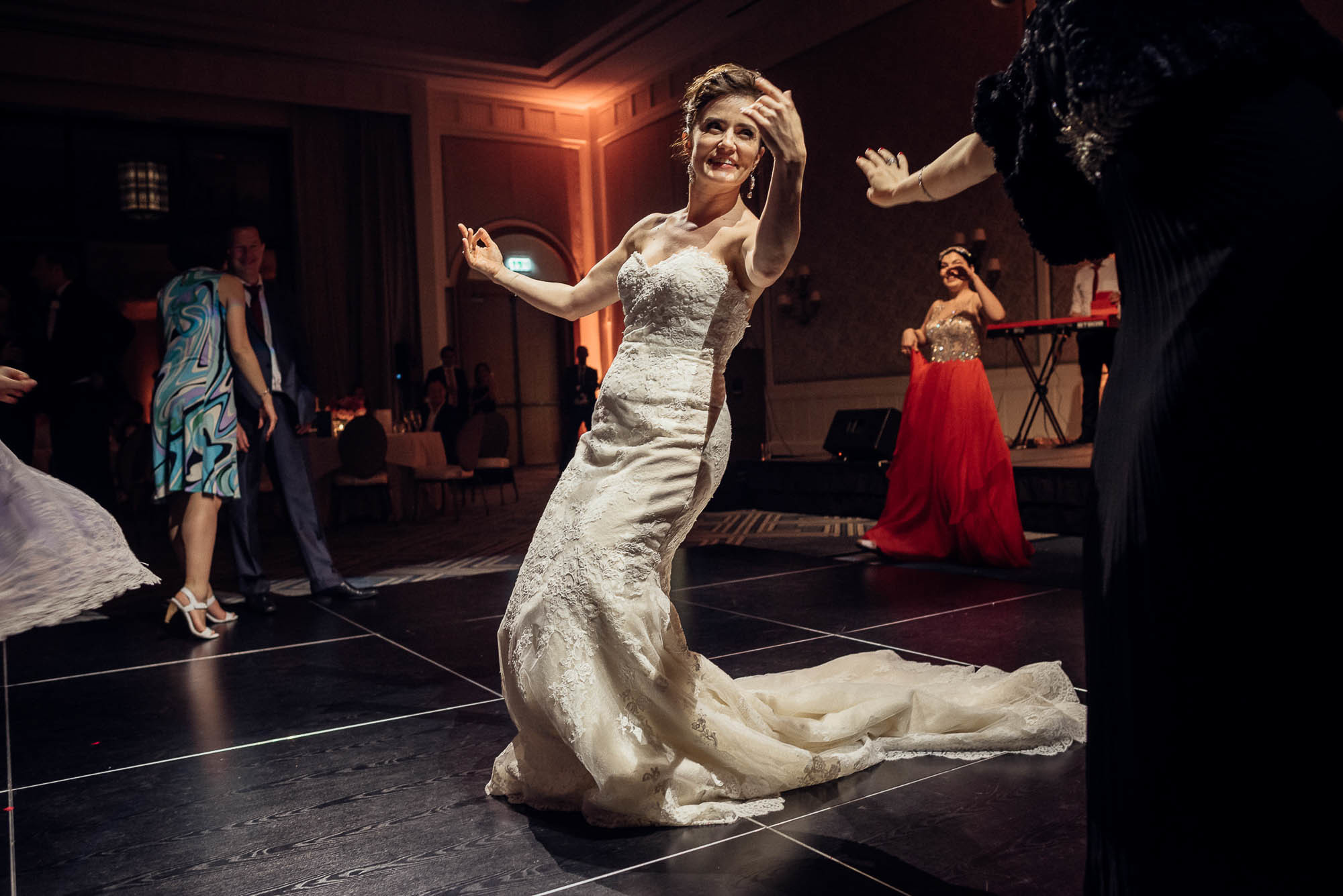 E+S| Simple wedding in Dubai