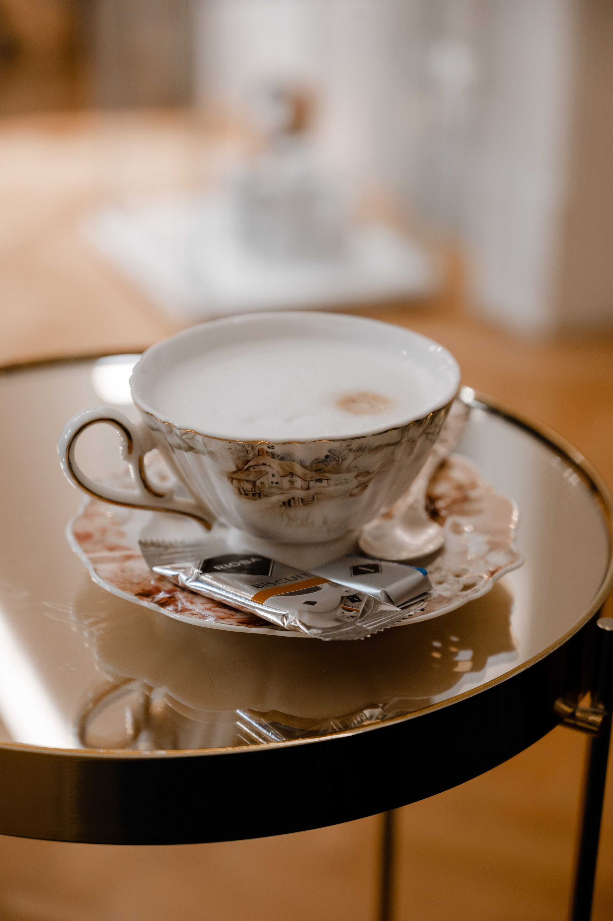 Astudio beauty studio in Prague. ANNA-MARIA PHOTO CONTENT CREATOR — фотограф, эстет, художник и визуальный эксперт в Instagram, работающий в Праге