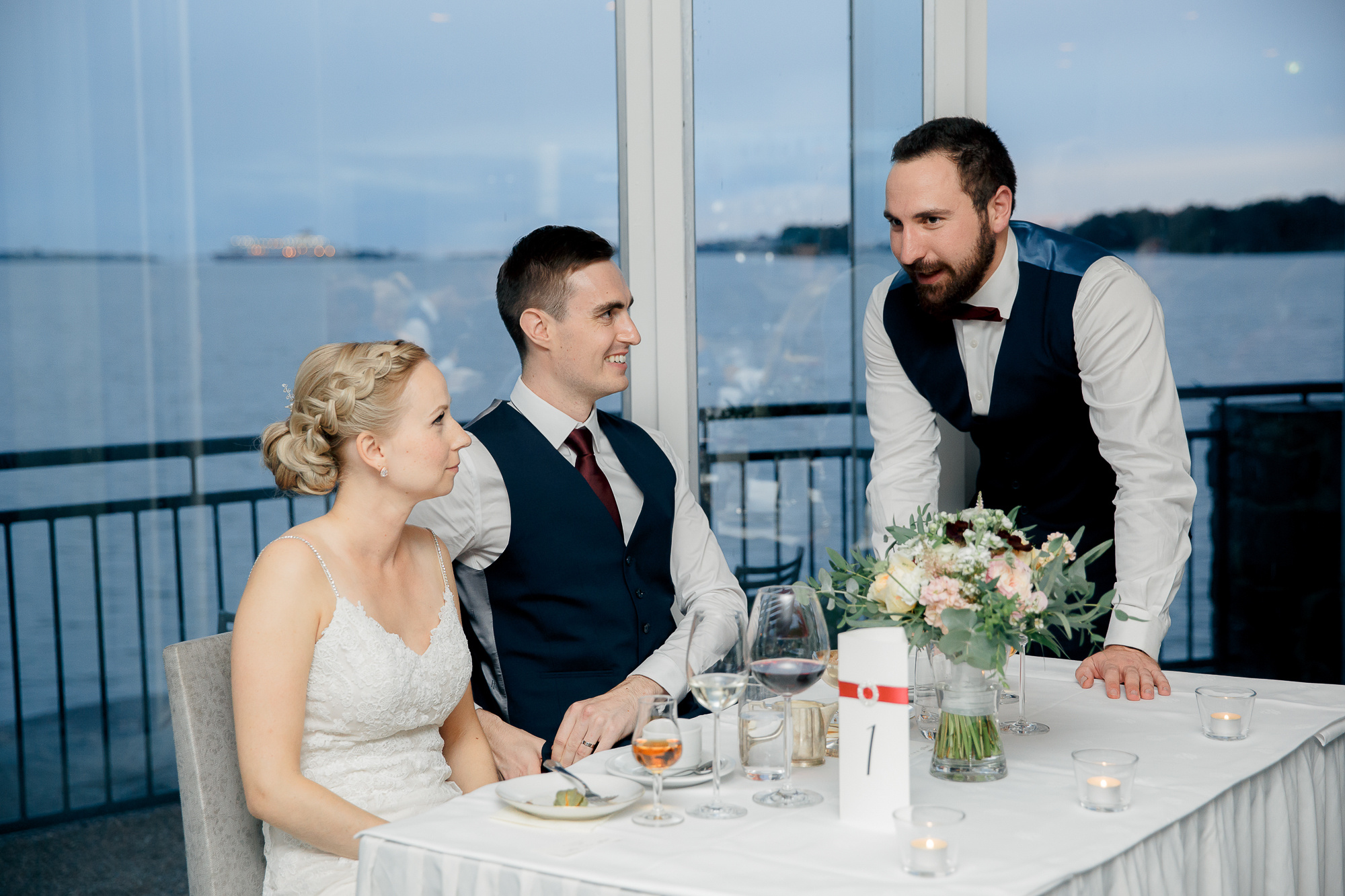 Riikan ja Laurin häät Kulosaaren kasinolla