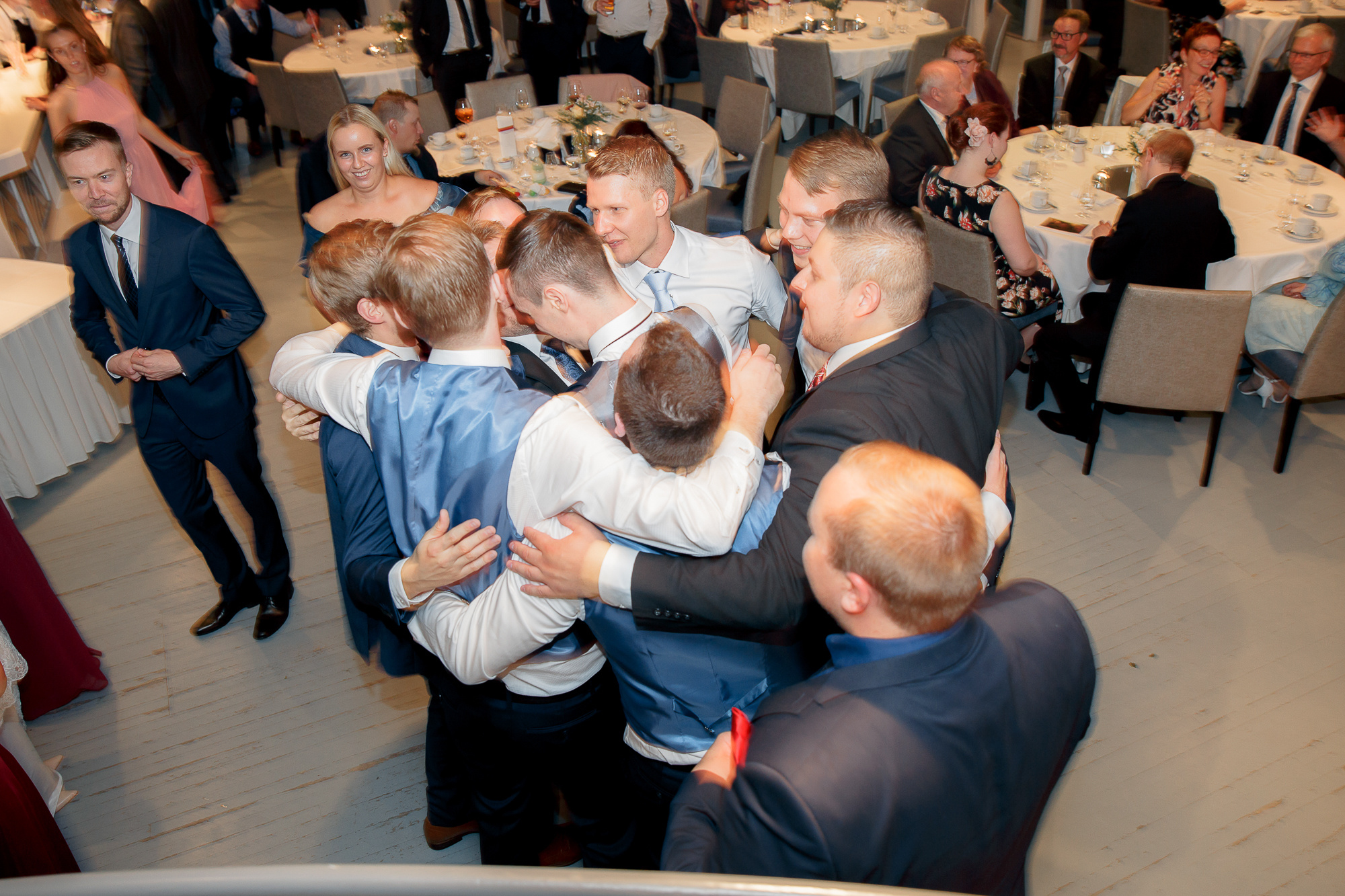 Riikan ja Laurin häät Kulosaaren kasinolla