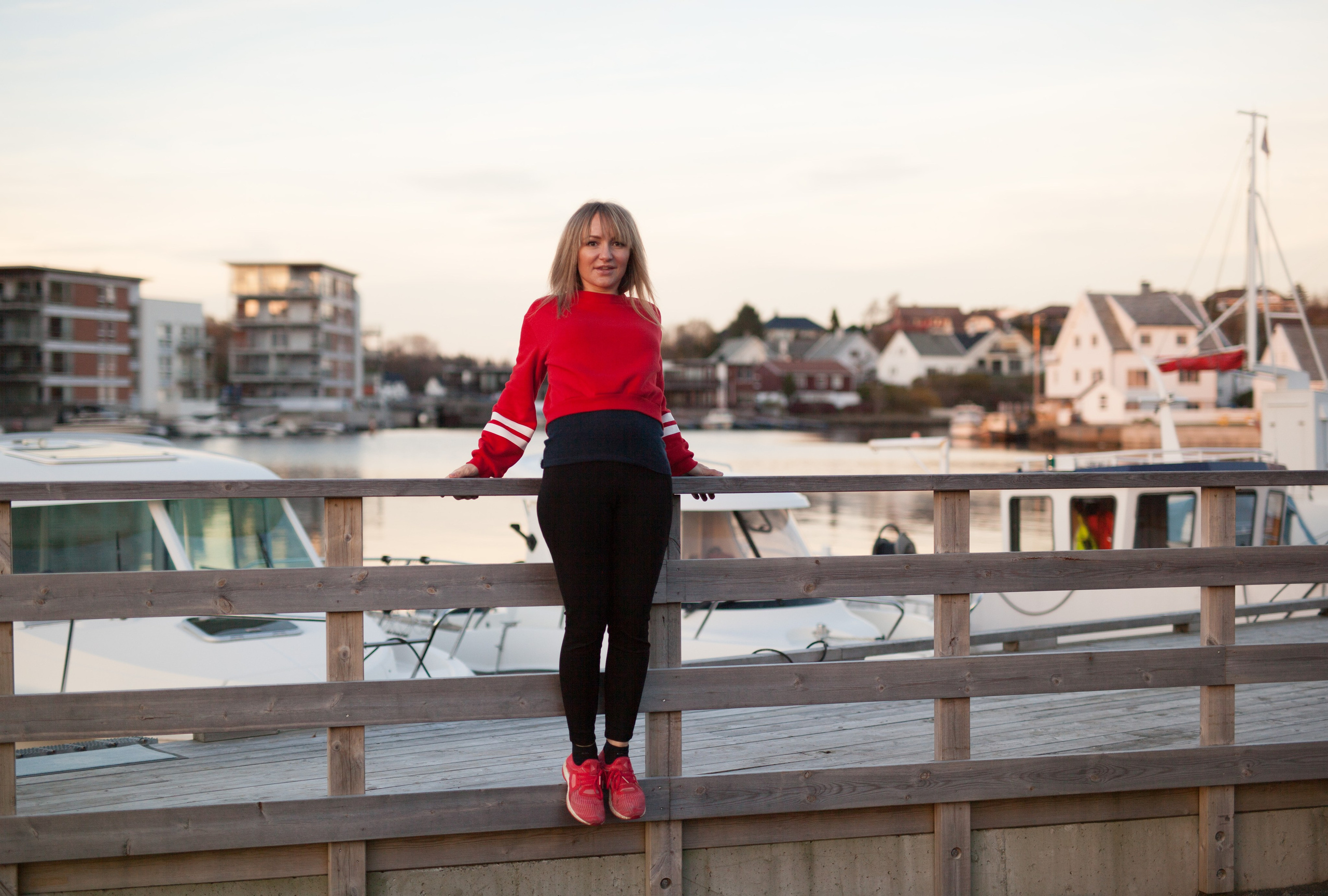 Autumn pears. Family and real state photographer in Haugesund Dina Vikra