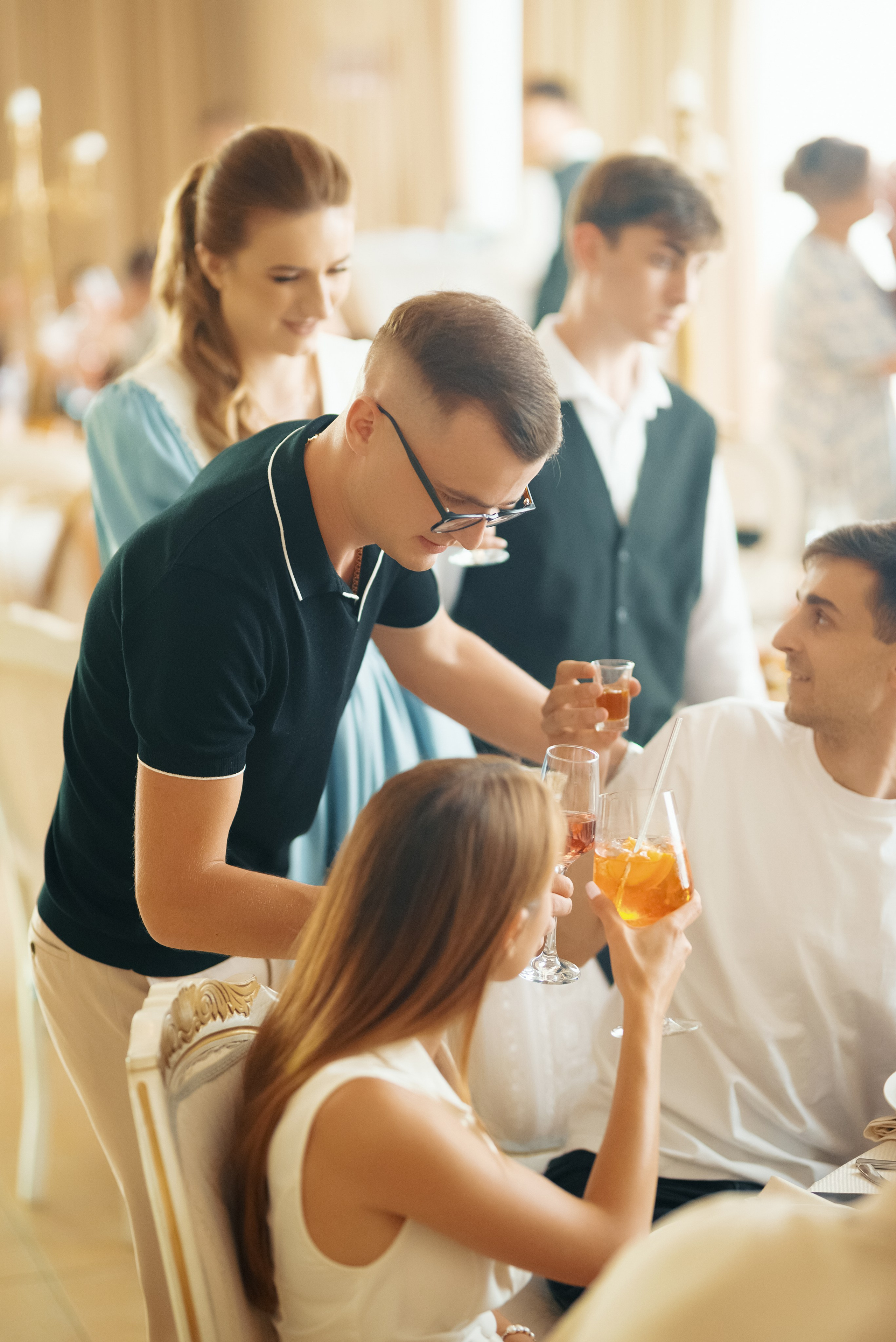 Съемка кресбин организация и проведение торжеств. Zauglom — креативная продакшн-компания полного цикла