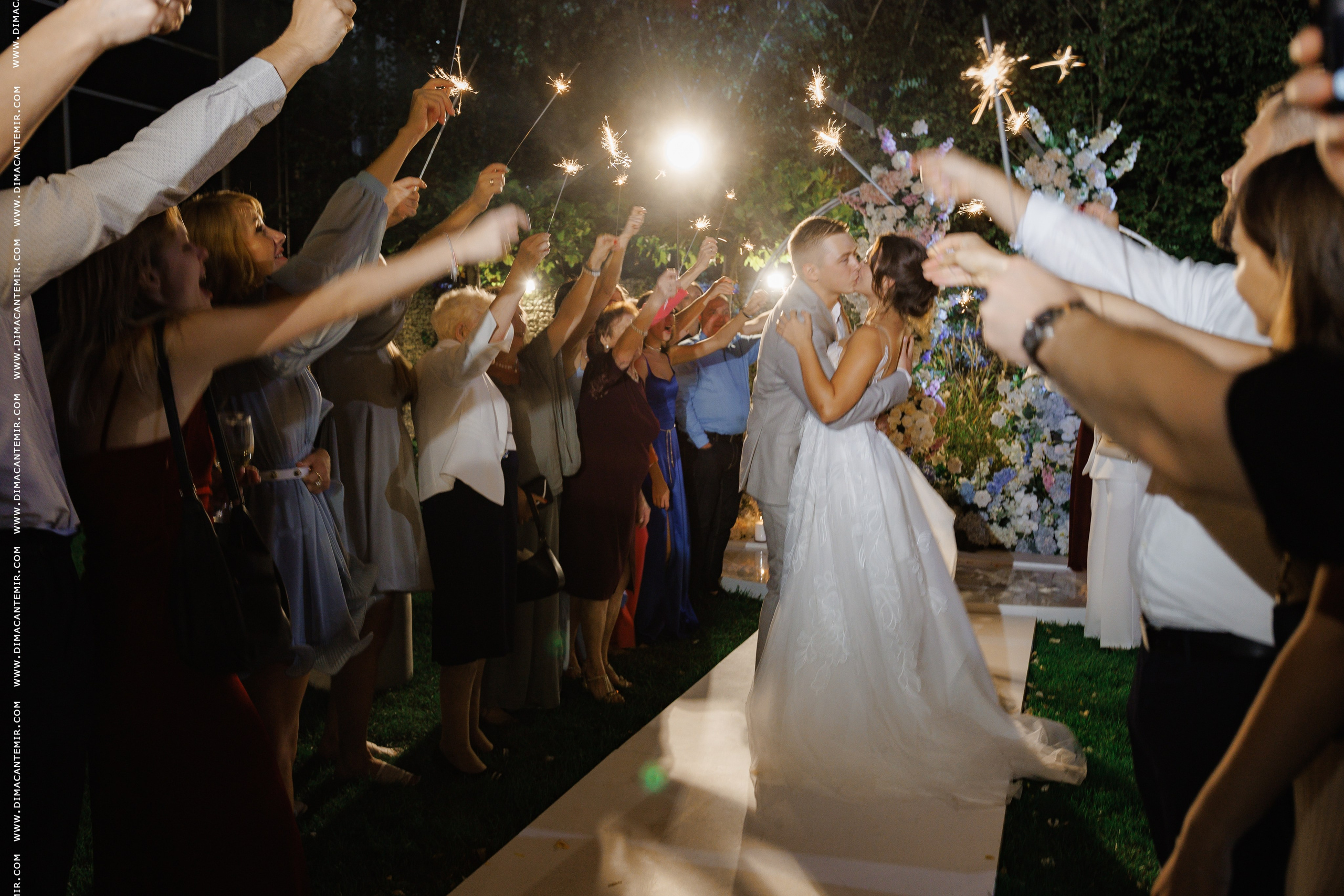 VLAD + YANA. Fotograf de nuntă în Chisinau, Moldova. Poze și Video Comerciale