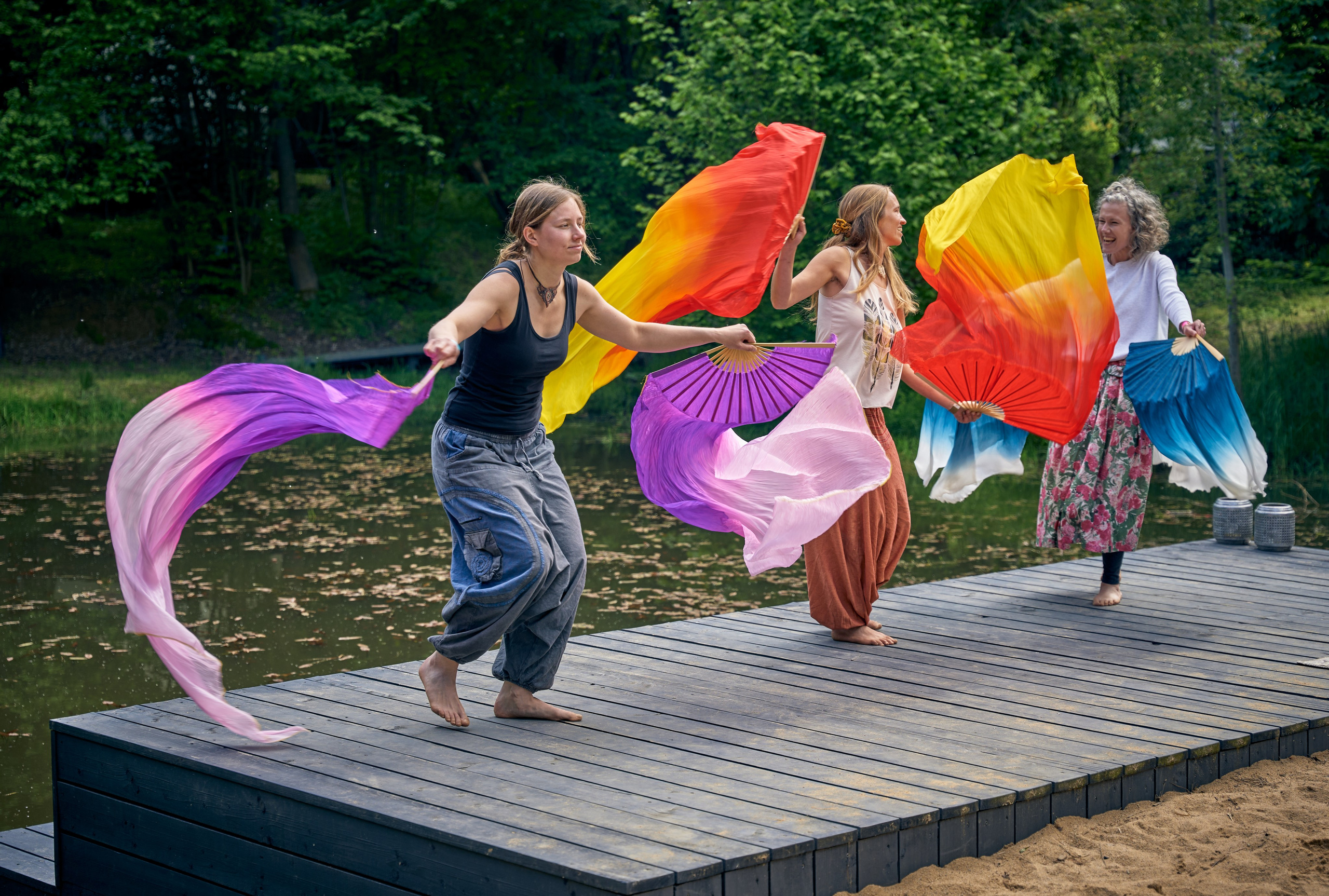 „Wachlarze na Plaży” - warsztat Nadii Szypiłow na Mikrofestiwalu „2uRodziny Turkusowej Wyspy”. Andriej Szypilow — Photography & Videography