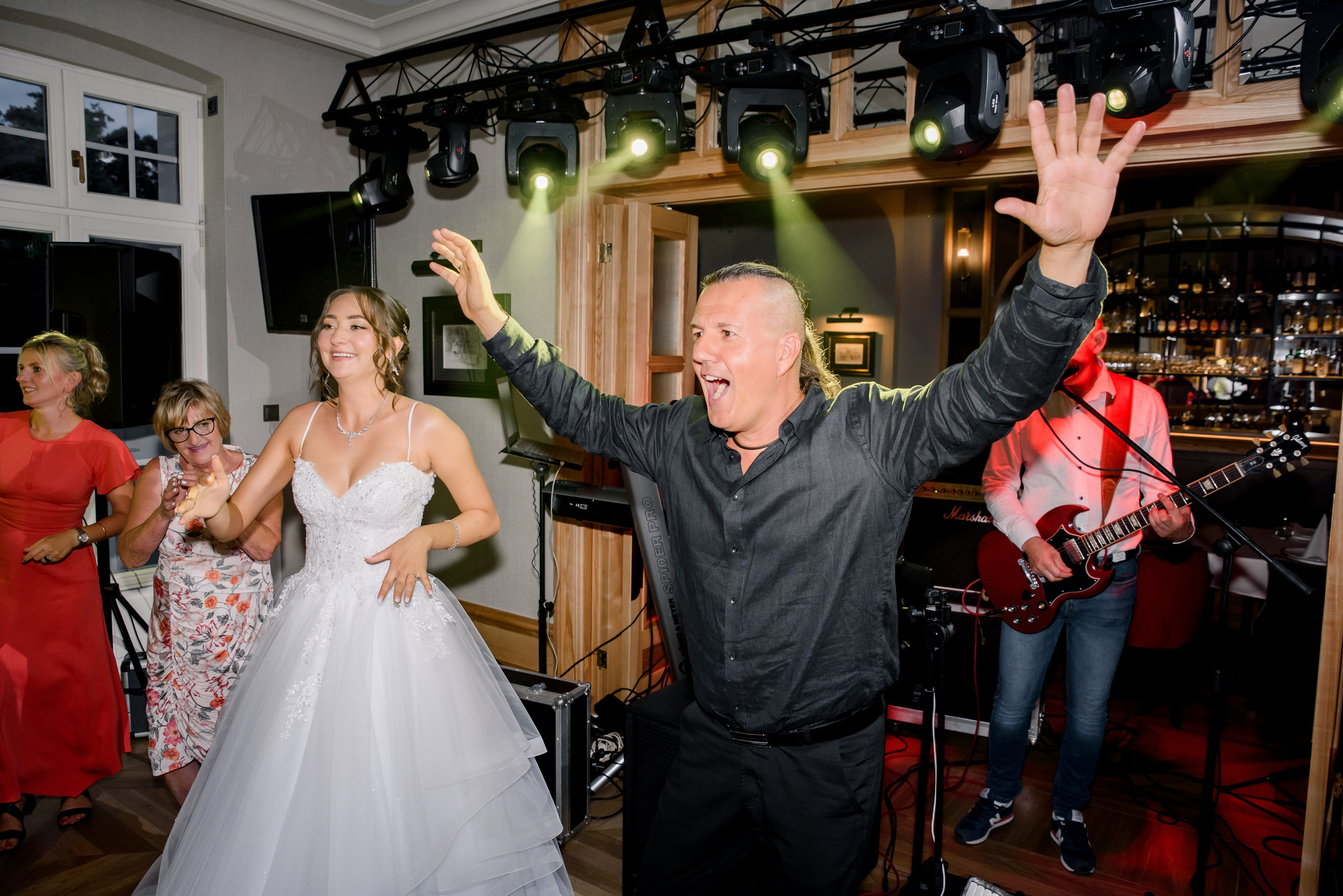 Aleksandra & Patryk. Eugene Save – Fotograf Ślubny i Rodzinny | Warszawa i Cała Polska