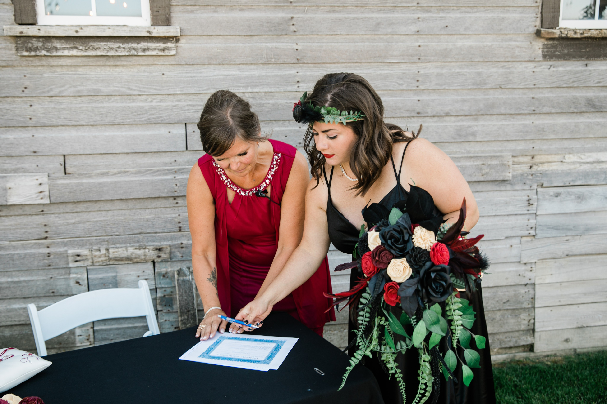 Haileigh W — Wedding. Fotografía accesible en Calgary