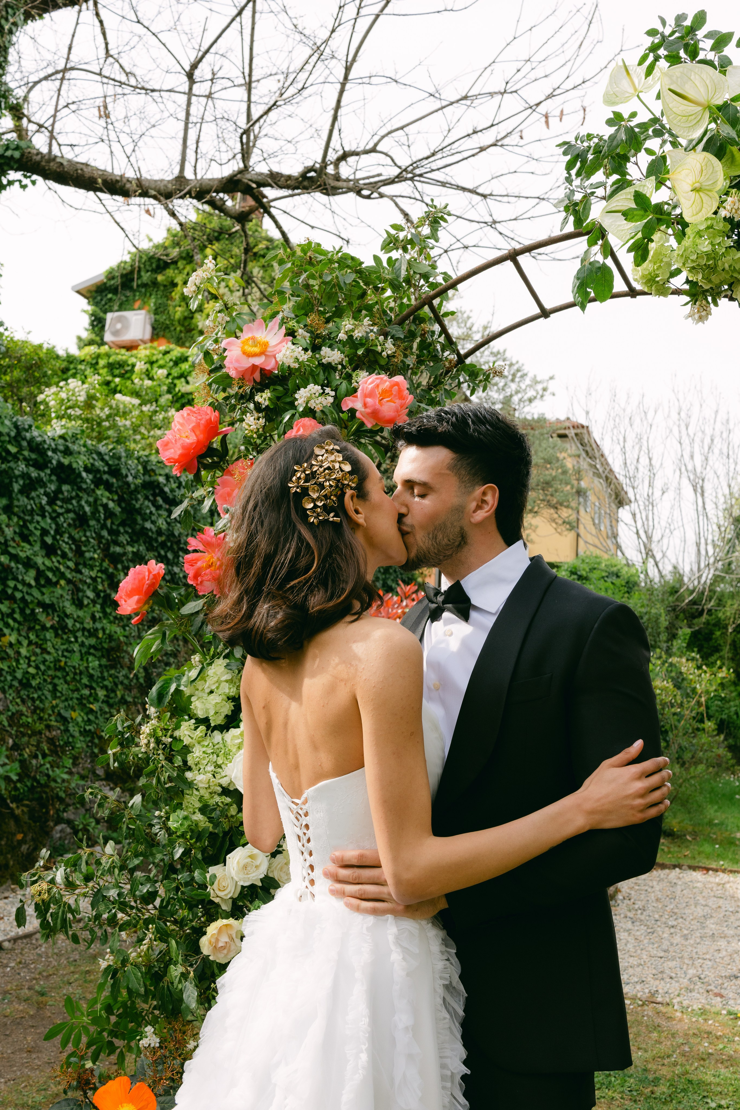 Sara Luca Wedding Photographer in Italy and Europe