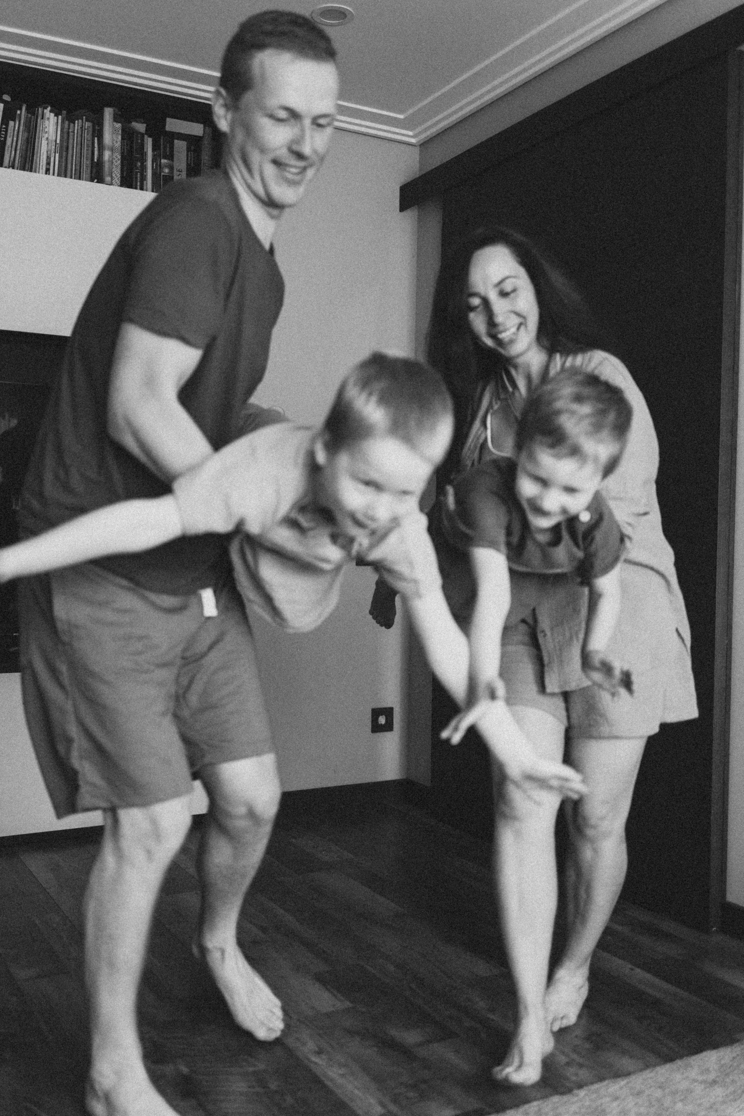 MONTAS ģimene. GALVENĀ