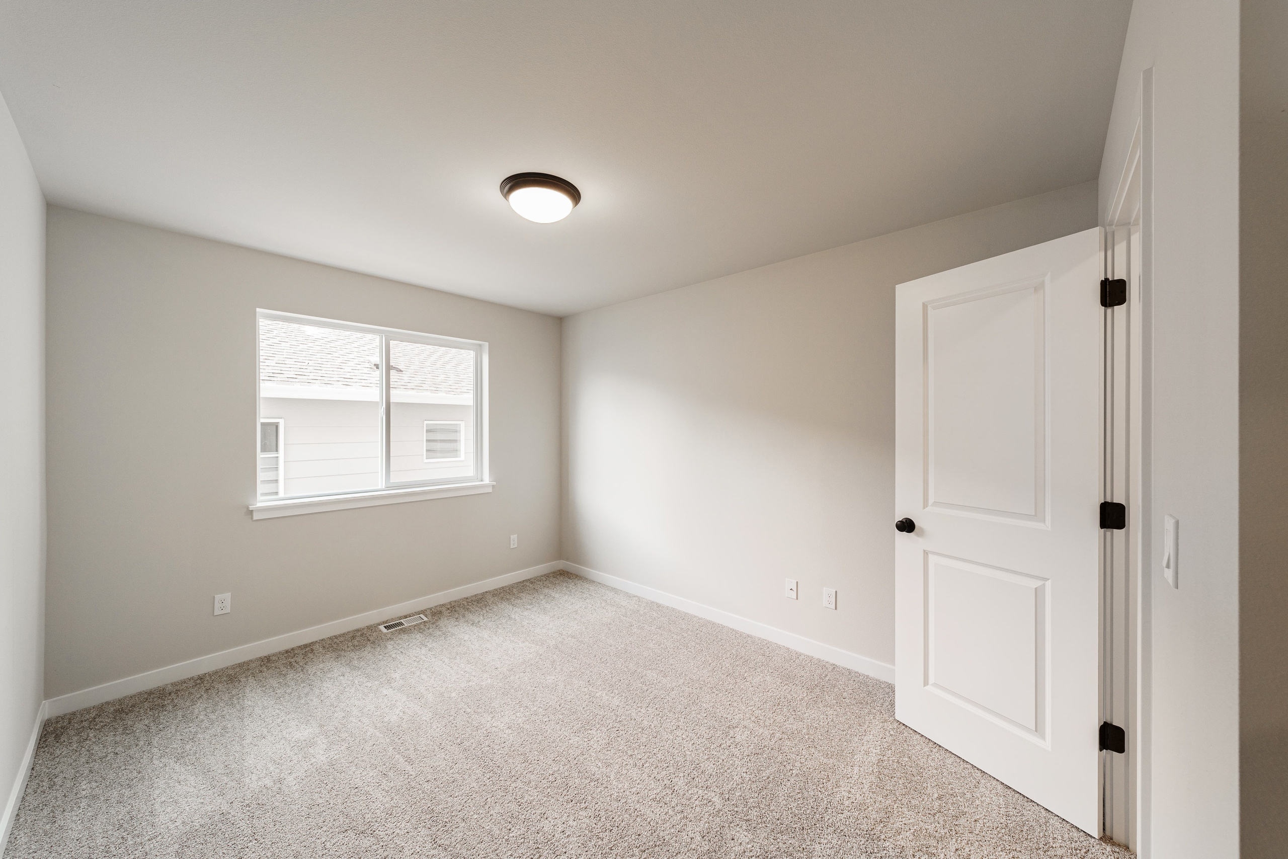 Real Estate photography. Washington state. EVAN ARISTOV WEDDING PHOTOGRAPHY — Seattle Wedding Photographer