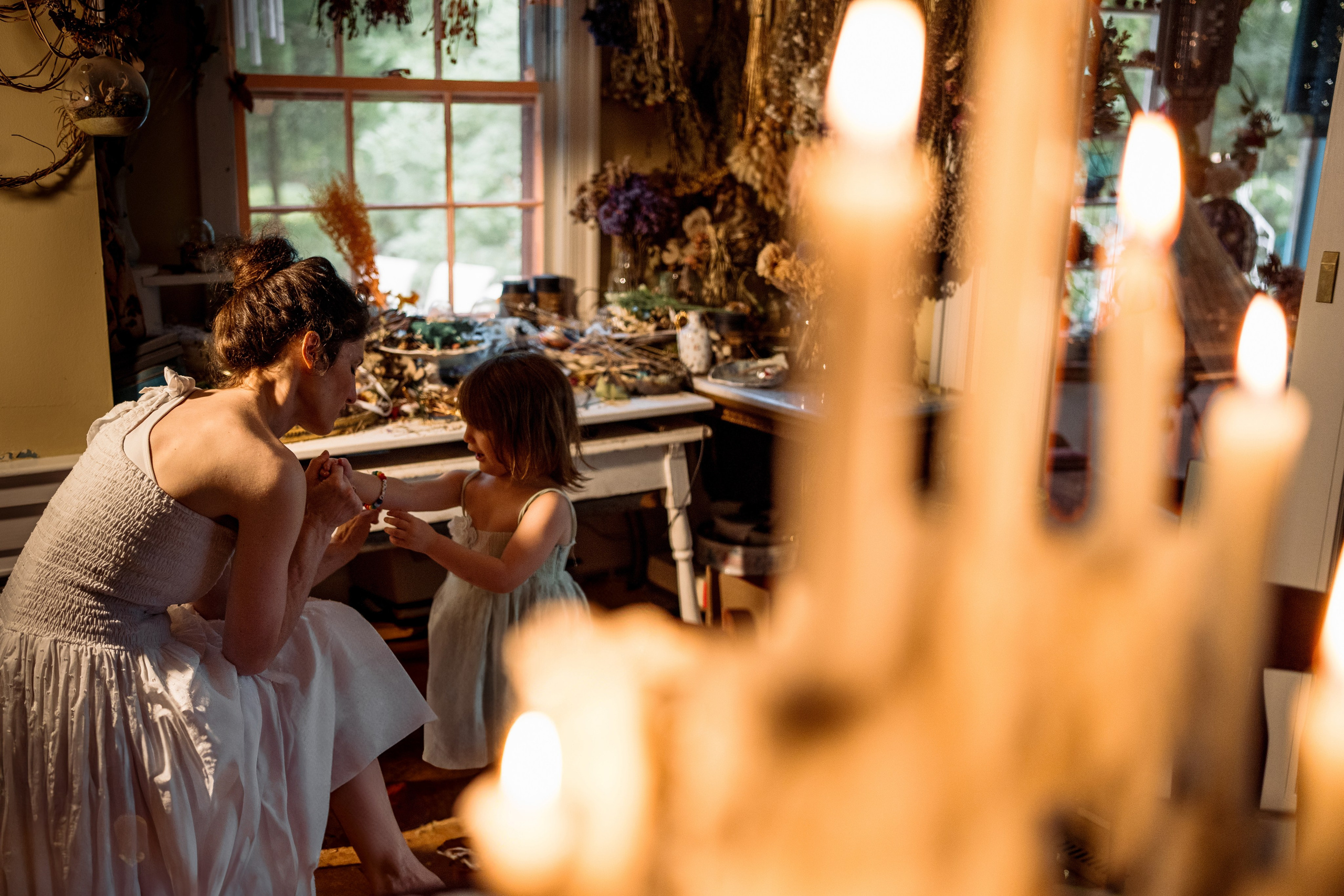 Avigail, Maya, Ben. At home. Wedding and family photographer and videographer PA, NJ, NY, DE, MD