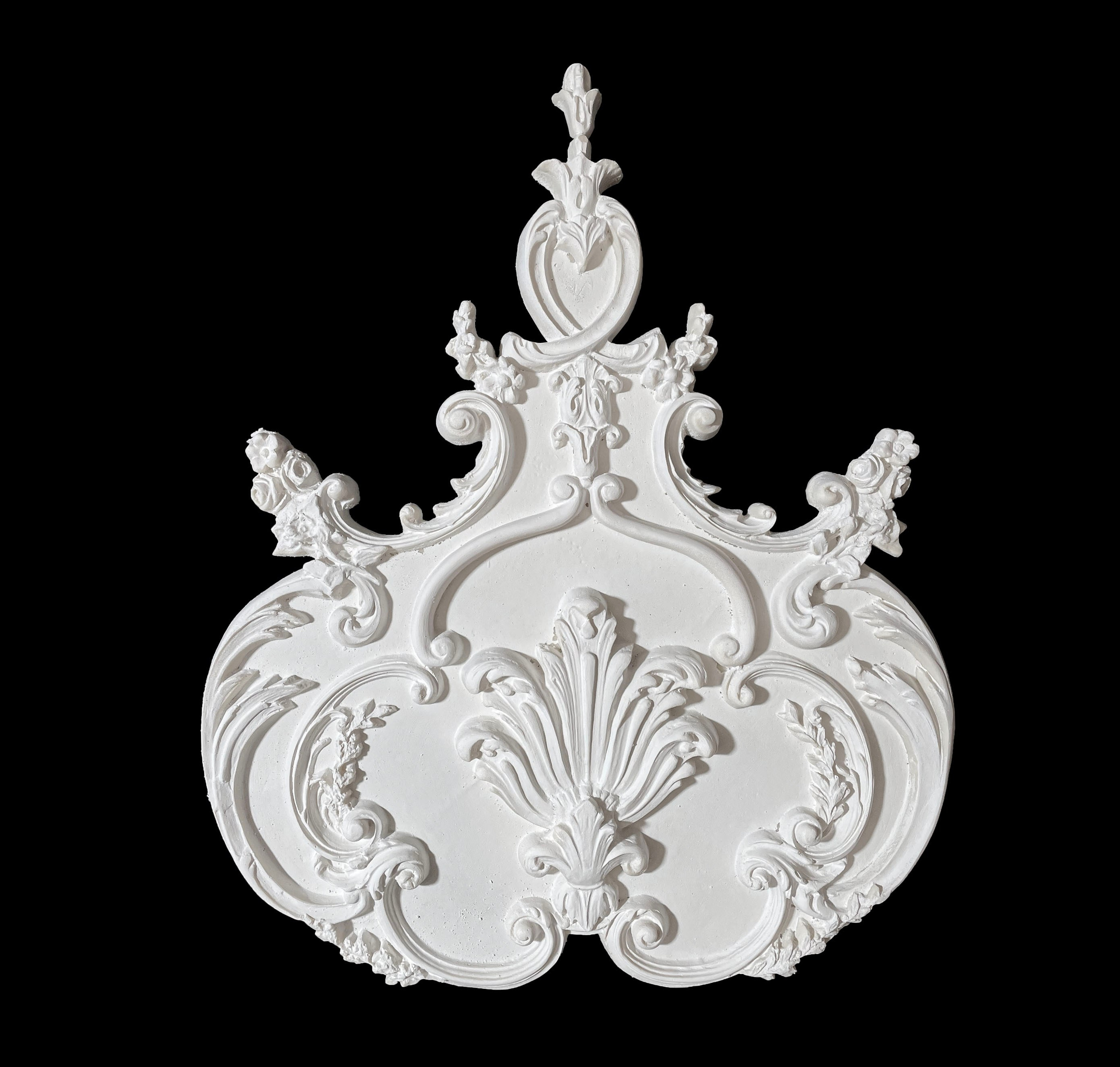 Cartouche Centerpiece. Plaster molding