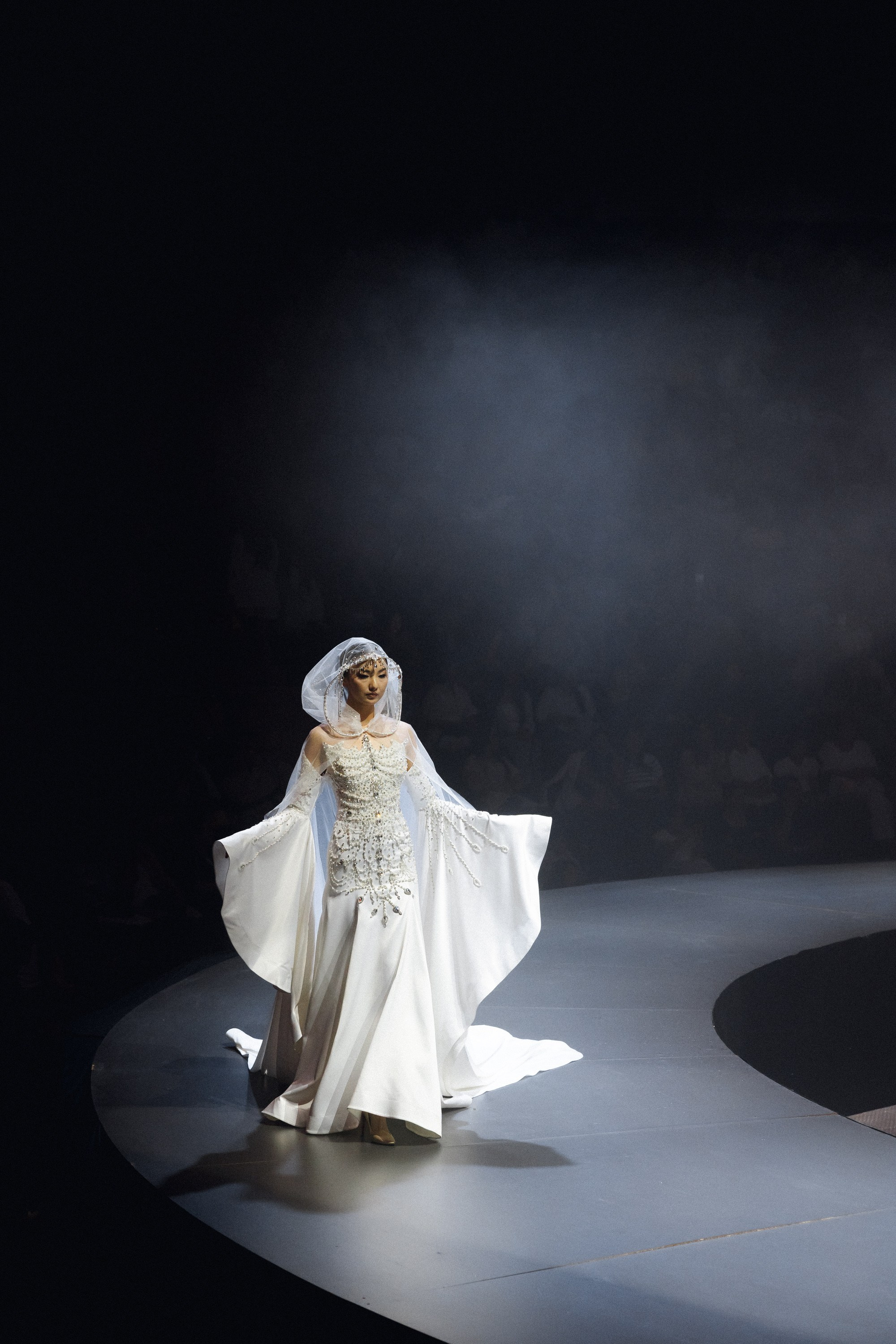 VONAMA CULT SHOW 2025. Азимжан Нуритдинходжаев — свадебный фотограф