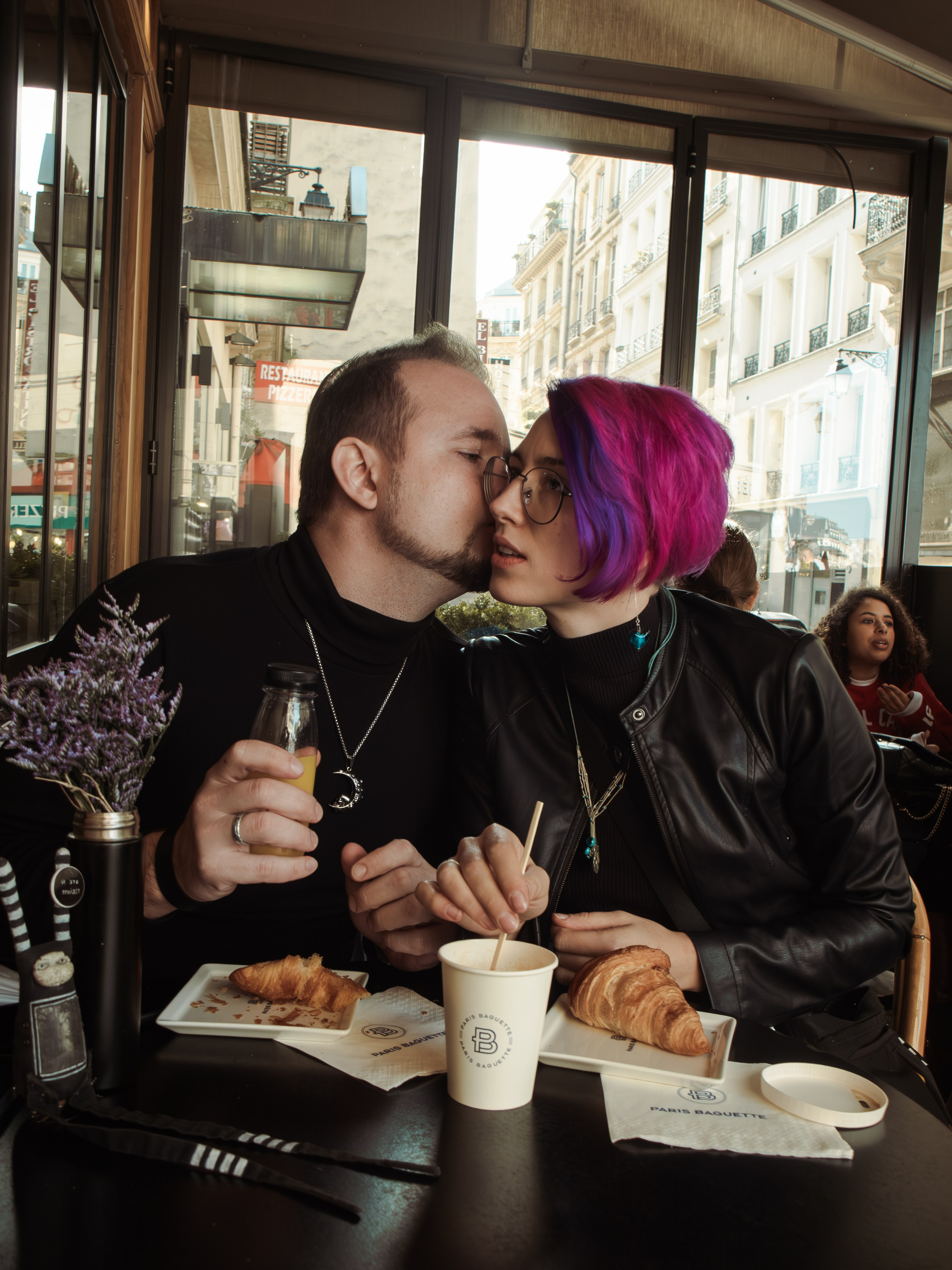 Парная стрит фотосессия. Фотограф в Париже Полина Осипова