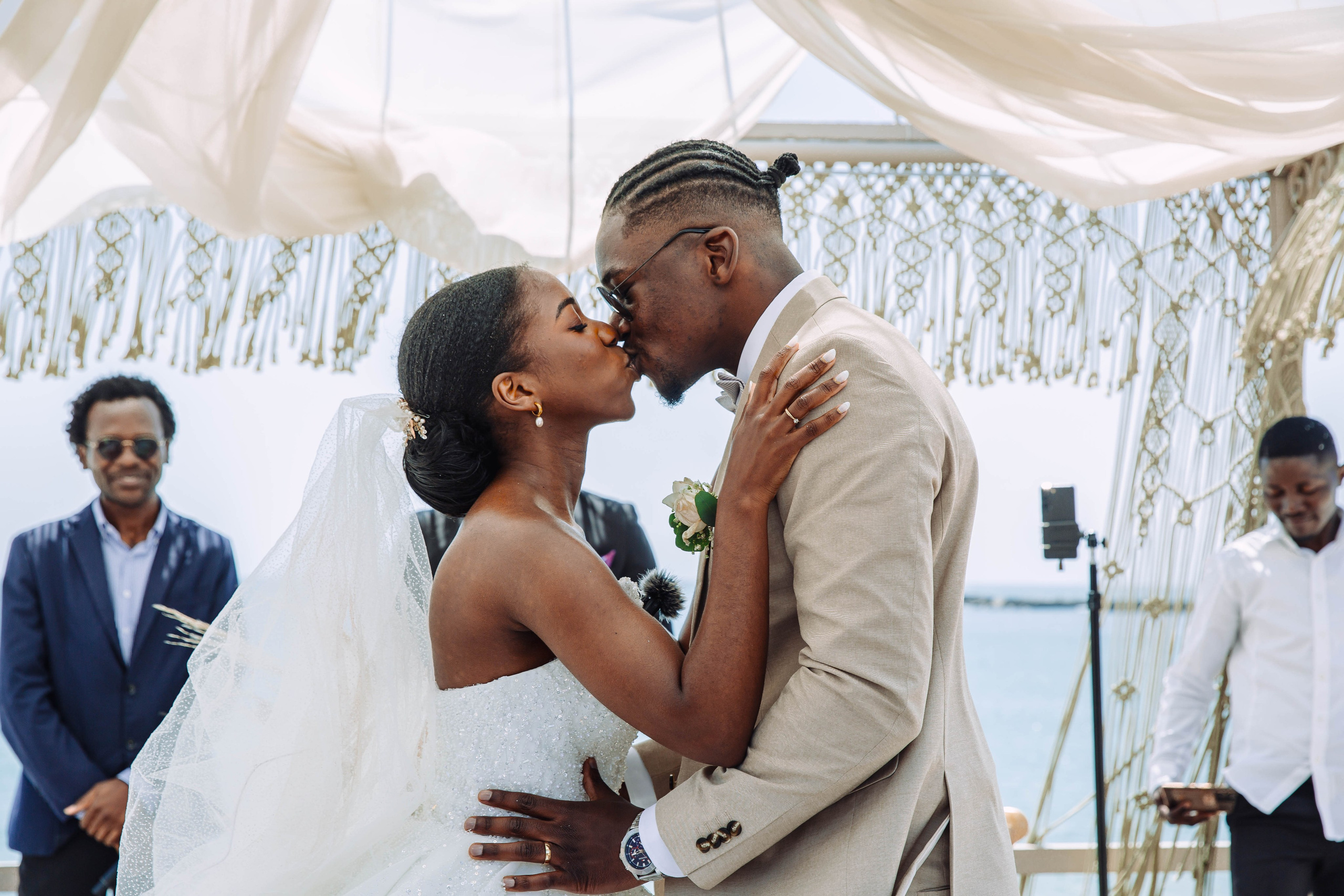 Fazemos o seu casamento ser lembrado por gerações