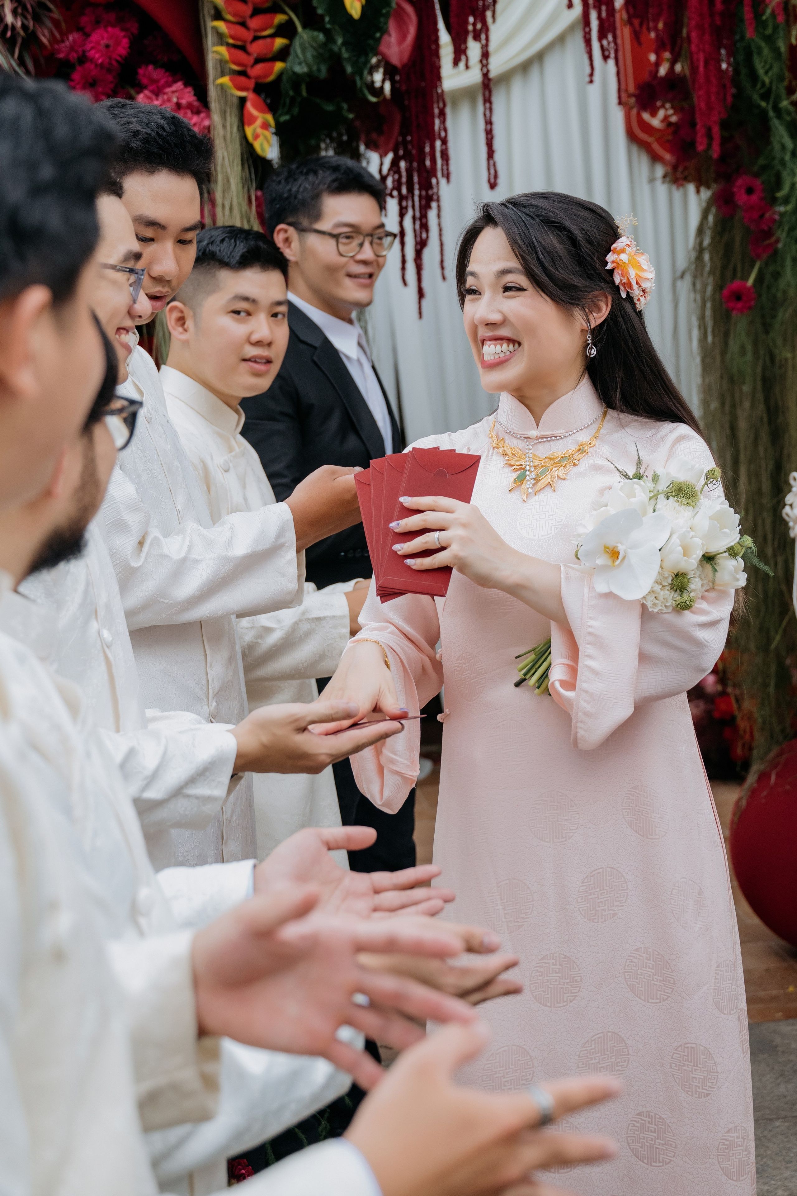 KHANG & TRANG / Wedding Ceremony. Nhiếp ảnh gia đám cưới hàng đầu tại Thành Phố Hồ Chí Minh