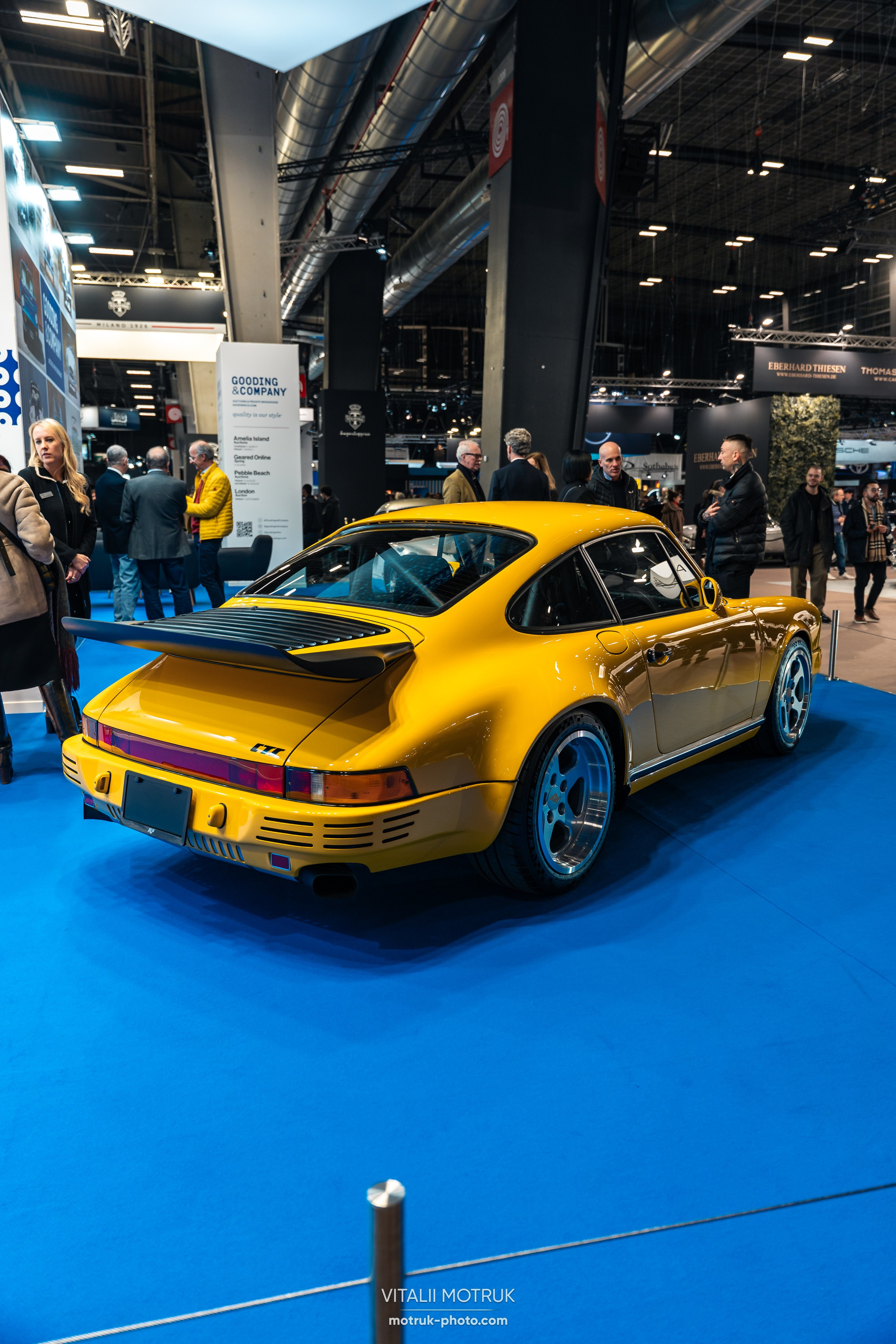 Retromobile 2025. Photographer in Paris — Vitalii Motruk