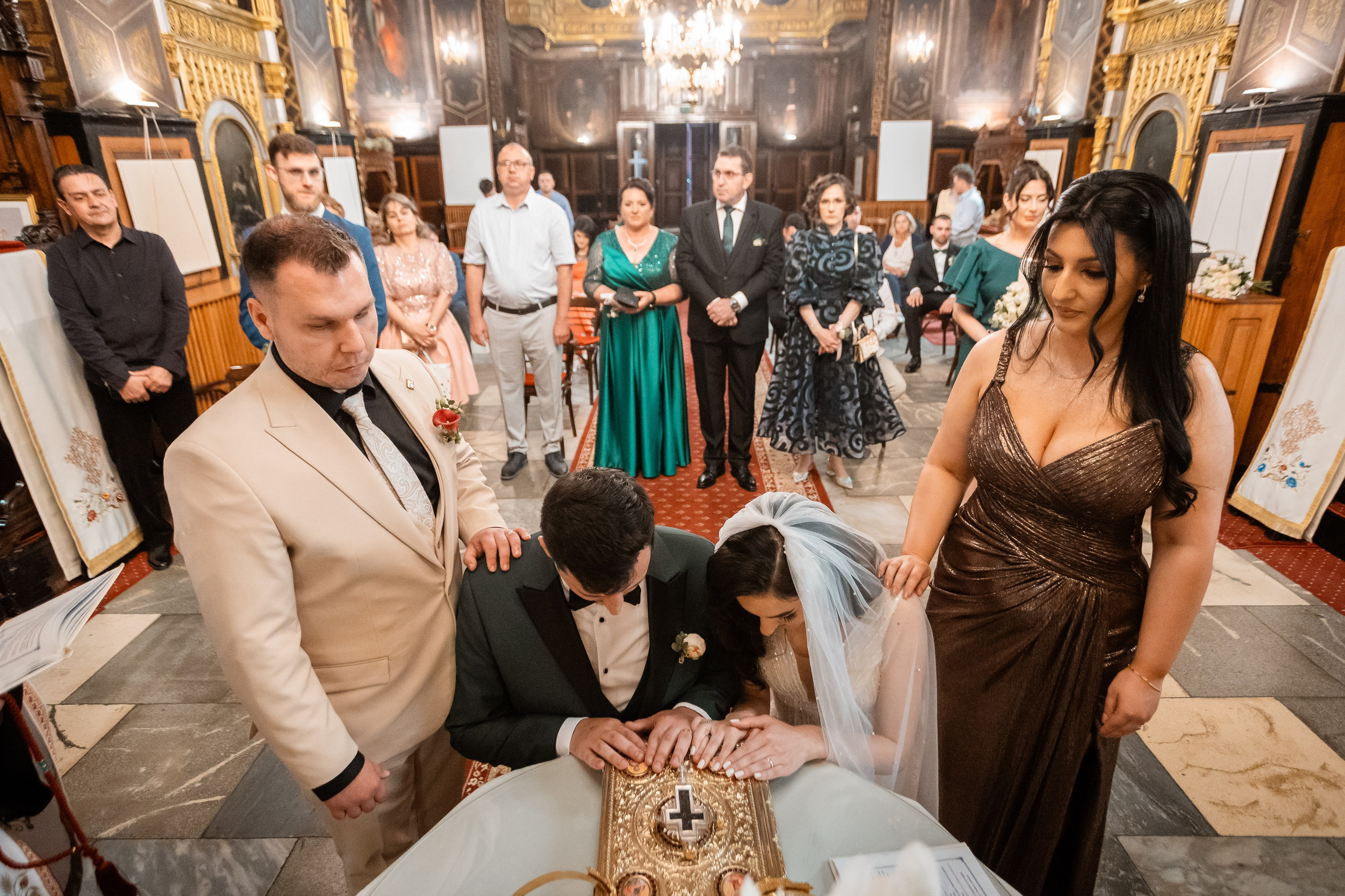 Adriana & Ionel. Home