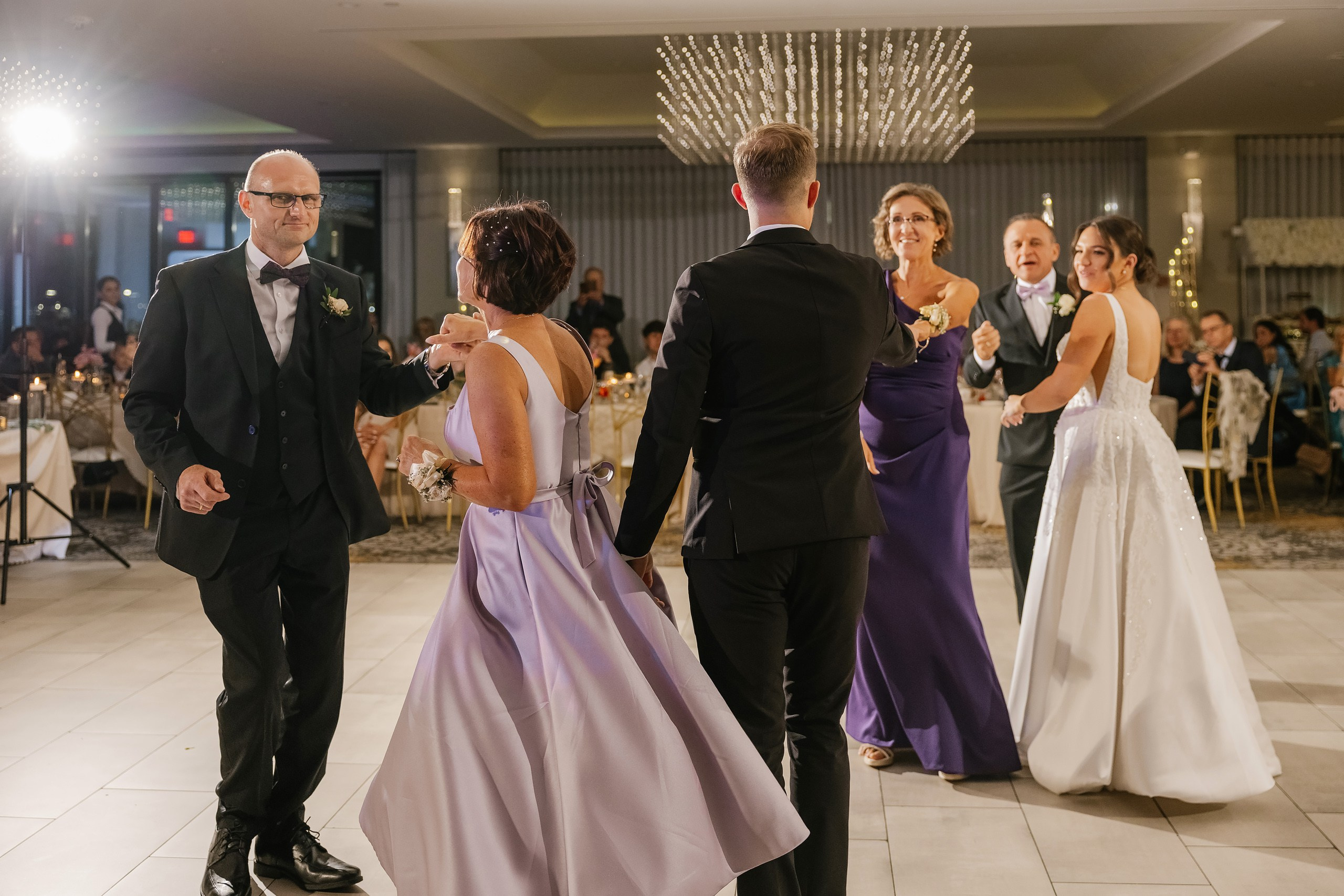 09.06.2025 Wedding. Wedding family event photographer in Chicago Nick Yushevich