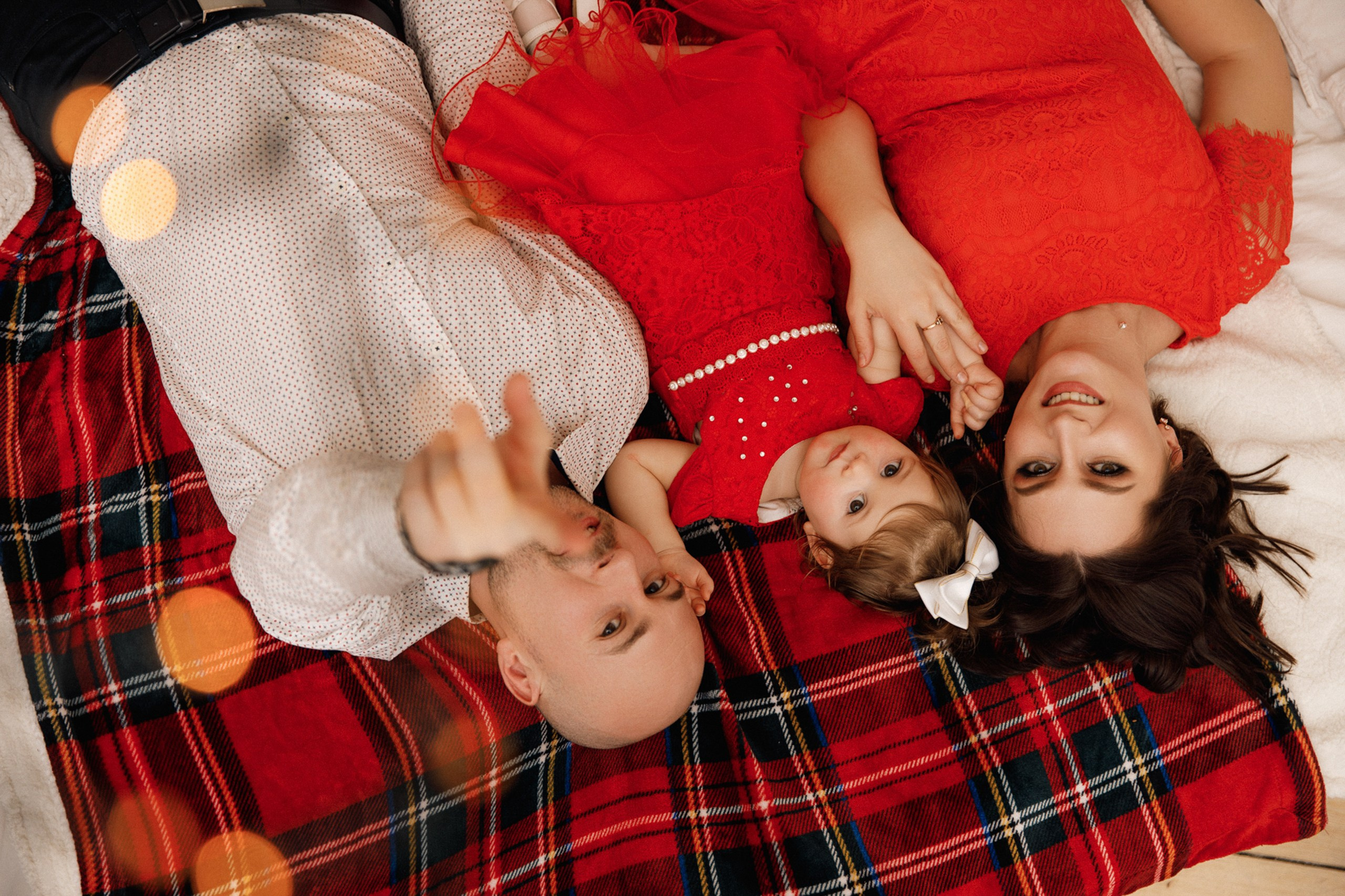 Christmas and New Year photo sessions in Riga, Latvia in studio. Evgeny Timofeyev | Wedding & Content photographer and videographer