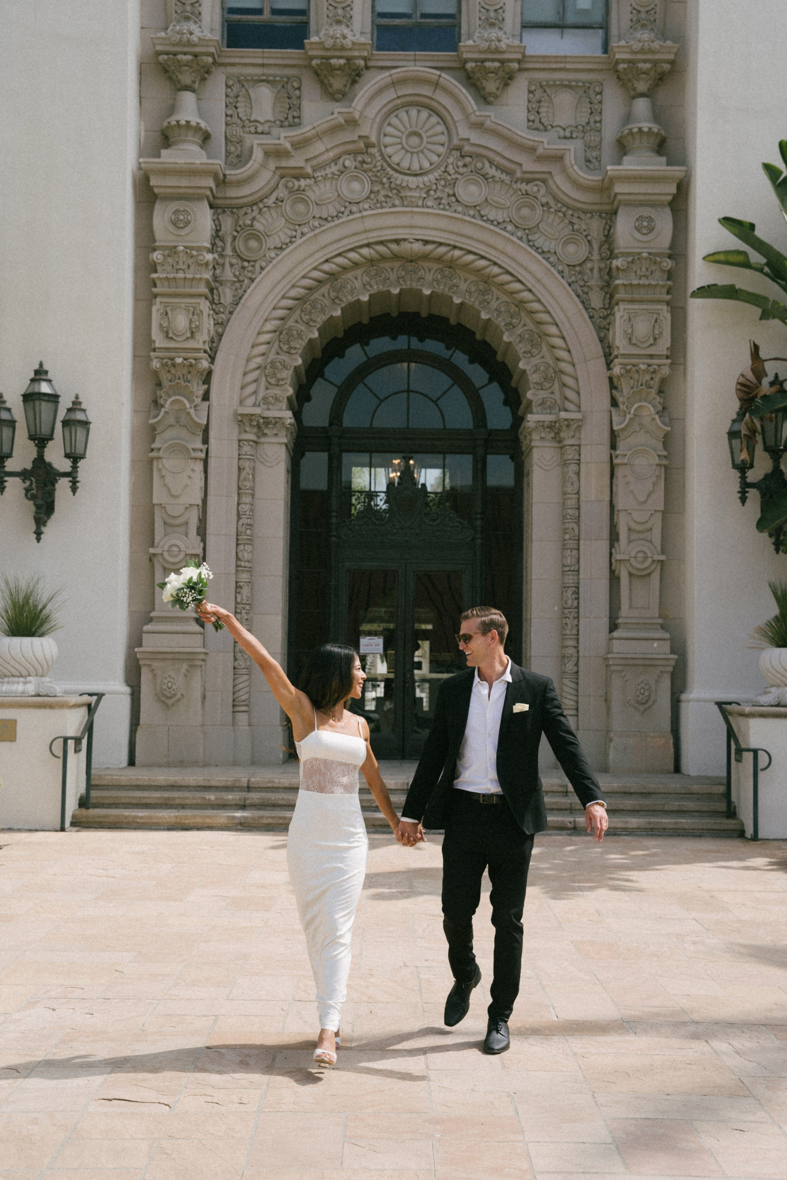 Jamie & Gareth. Beverly Hill Courthouse Wedding. Santa Monica based photographer Kristina Vasilenko