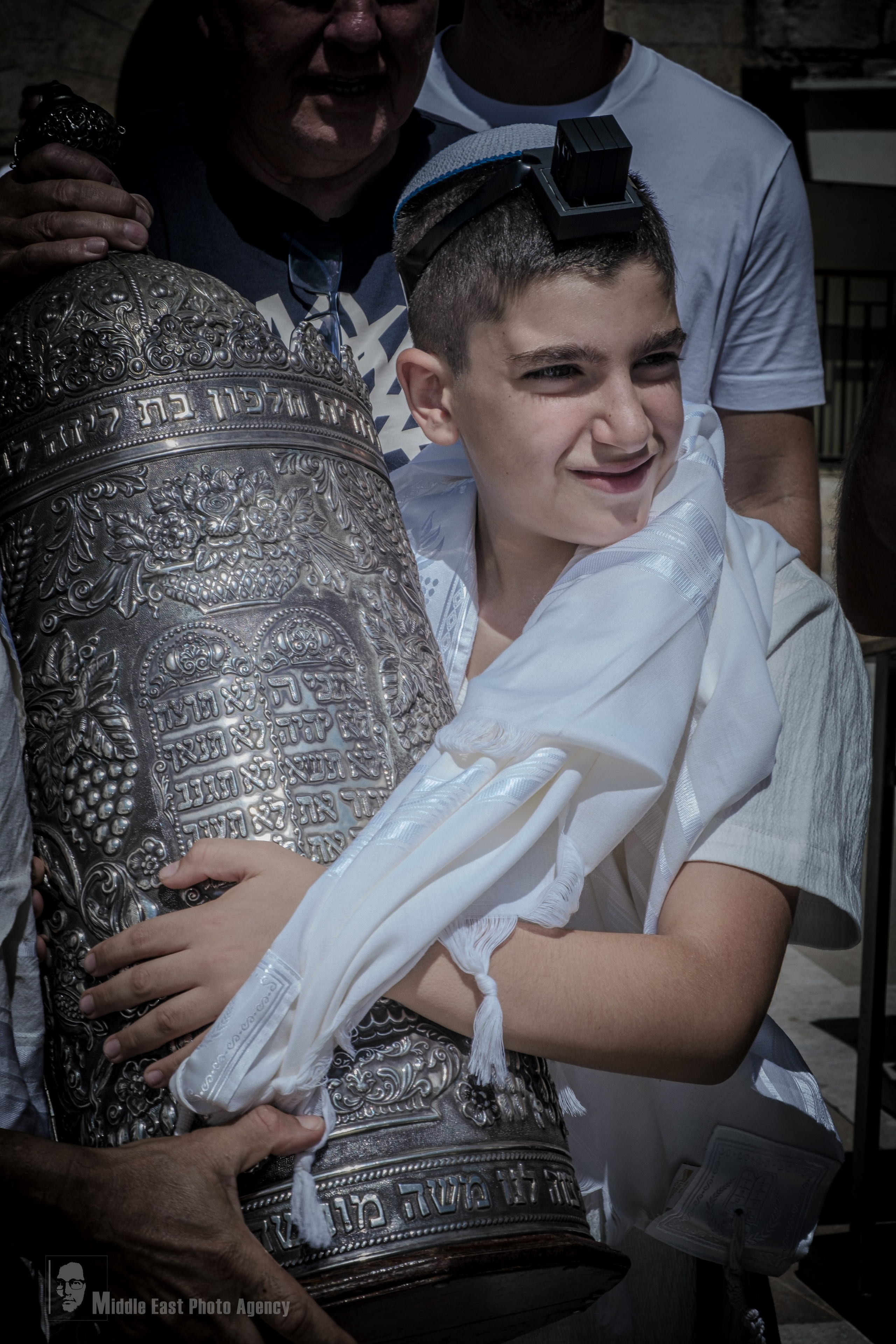 Lior & Avi … Jerusalem…. Middle East Photo Agency — Photography & Event Magnets — סוכנות צילום והדפסת מגנטים לאירועים