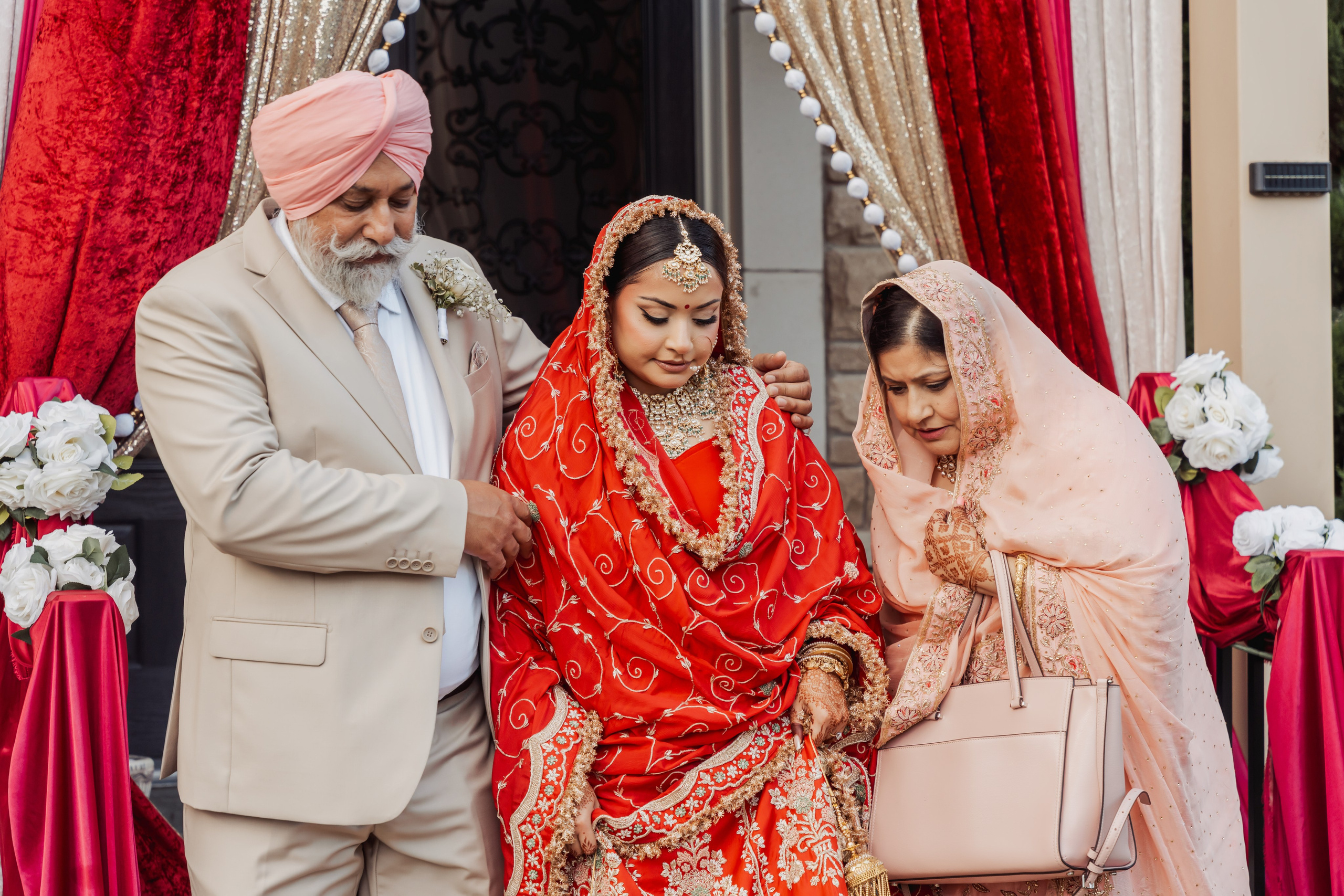 Gagan & Jasmeen. Wedding Photographer & Cinematographer studios