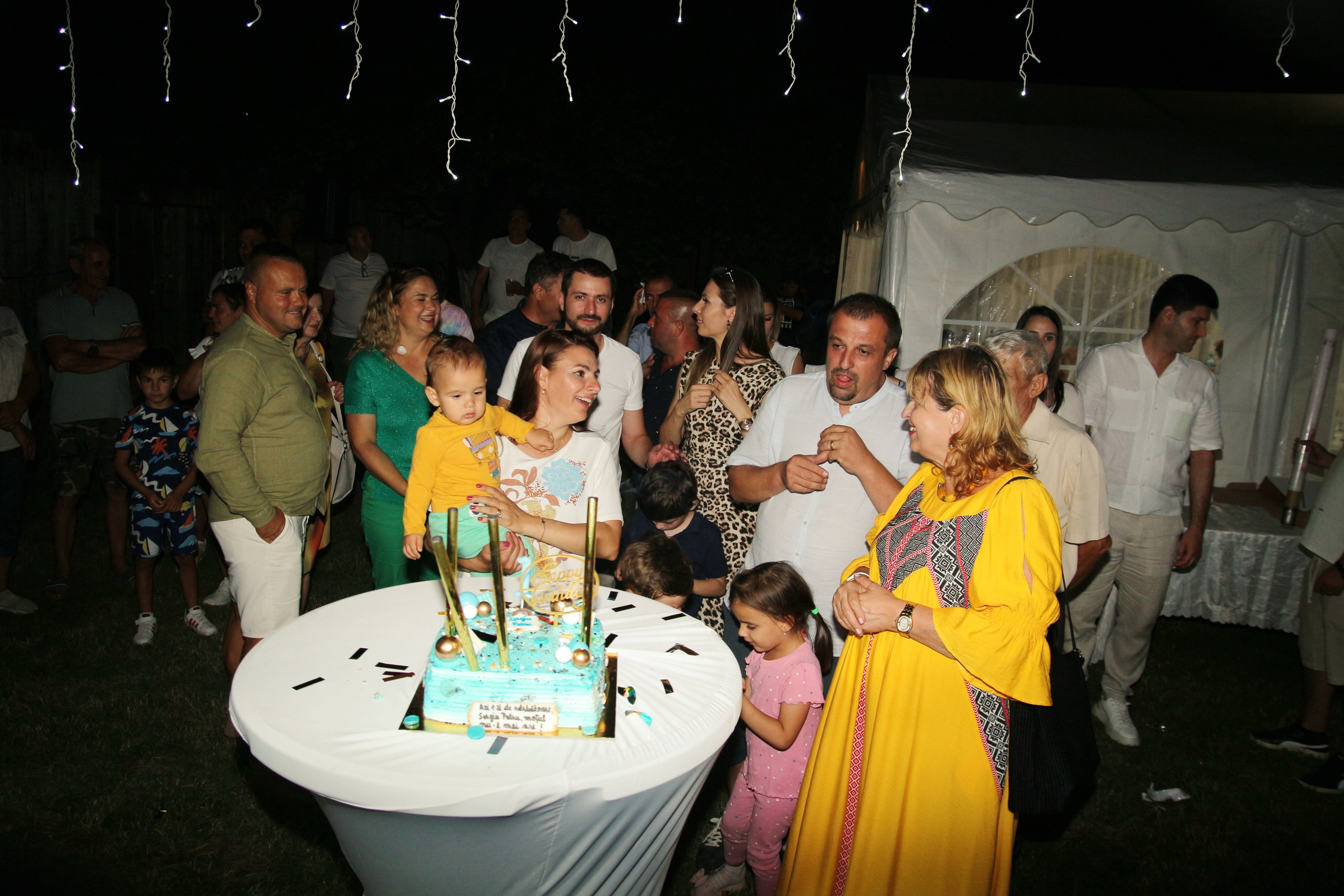 BYZO MEDIA. PETRU BYZO - family and children photographer in ROMANIA