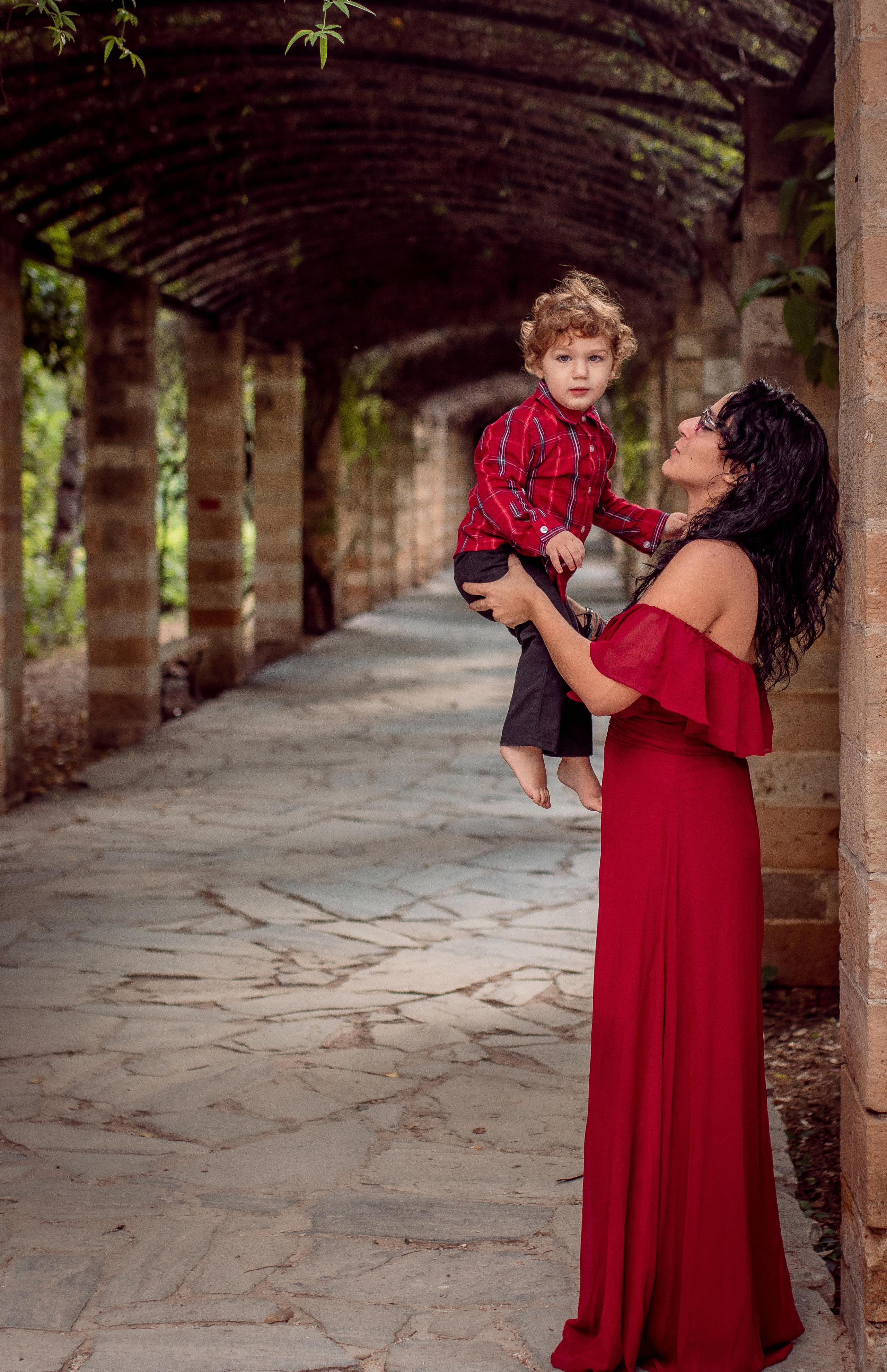 Photoshoot with Nicoletta and her baby boy. Family Photographer in Greece