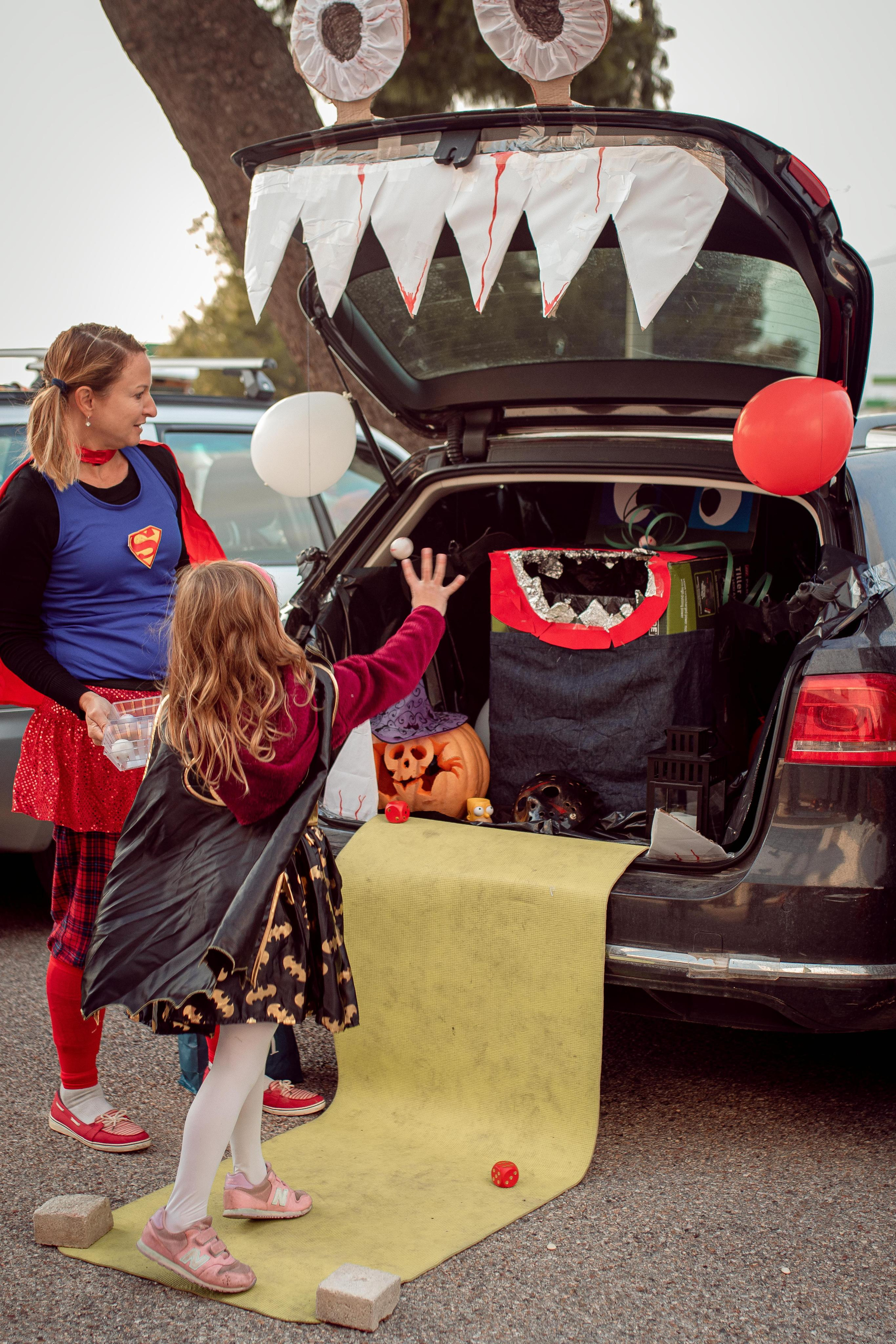 Halloween Event. Family Photographer in Greece