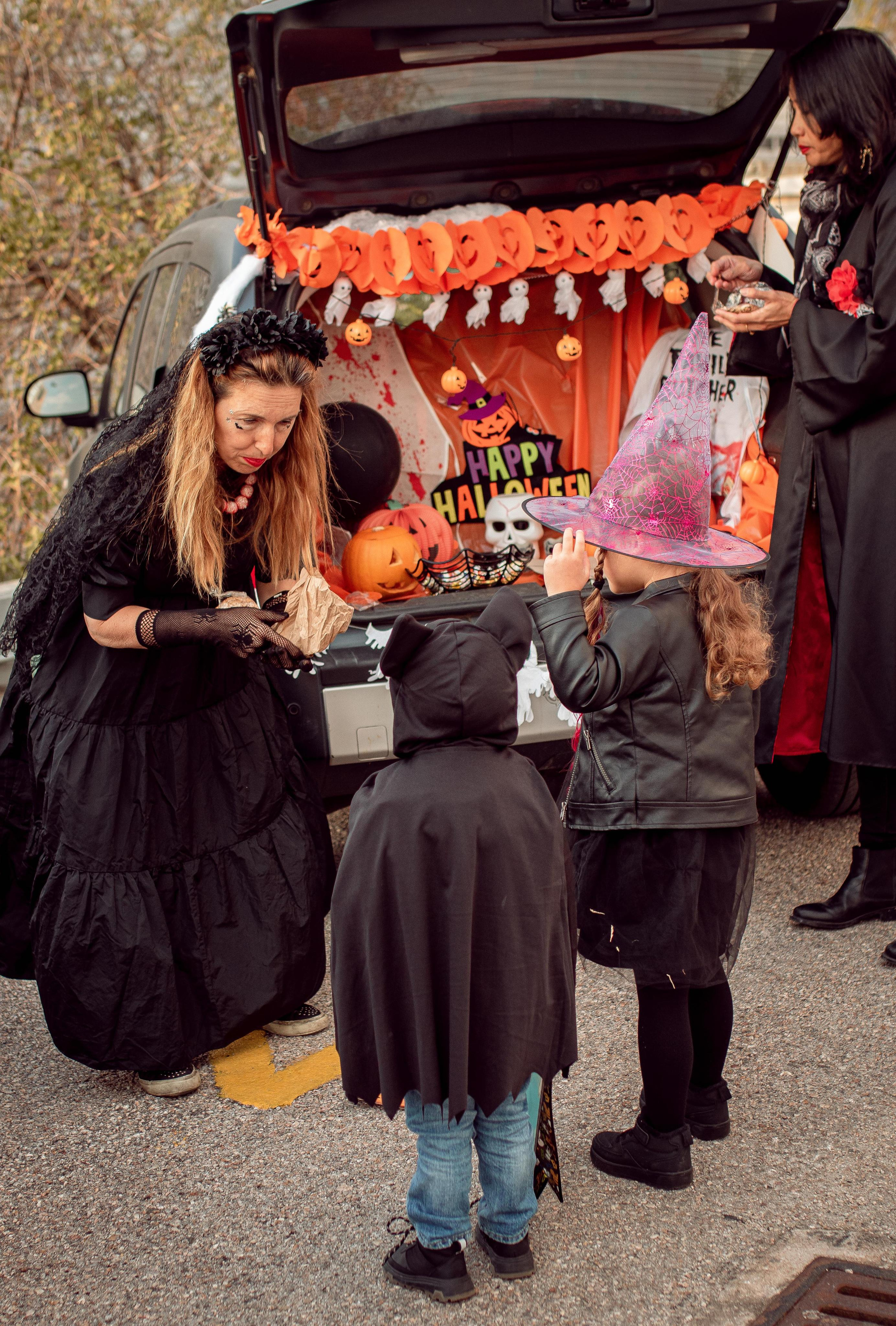 Halloween Event. Family Photographer in Greece