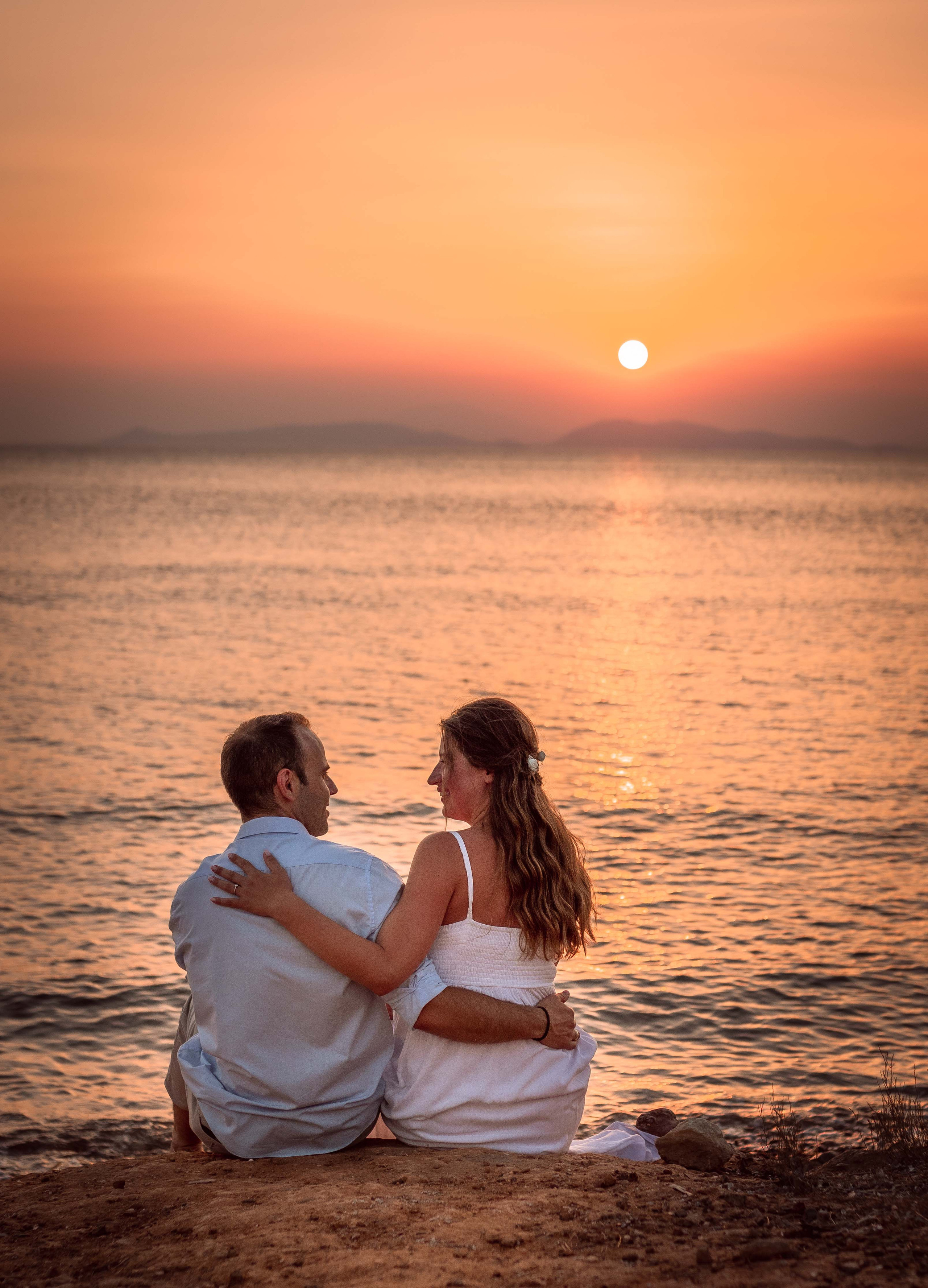 Maternity. Family Photographer in Greece