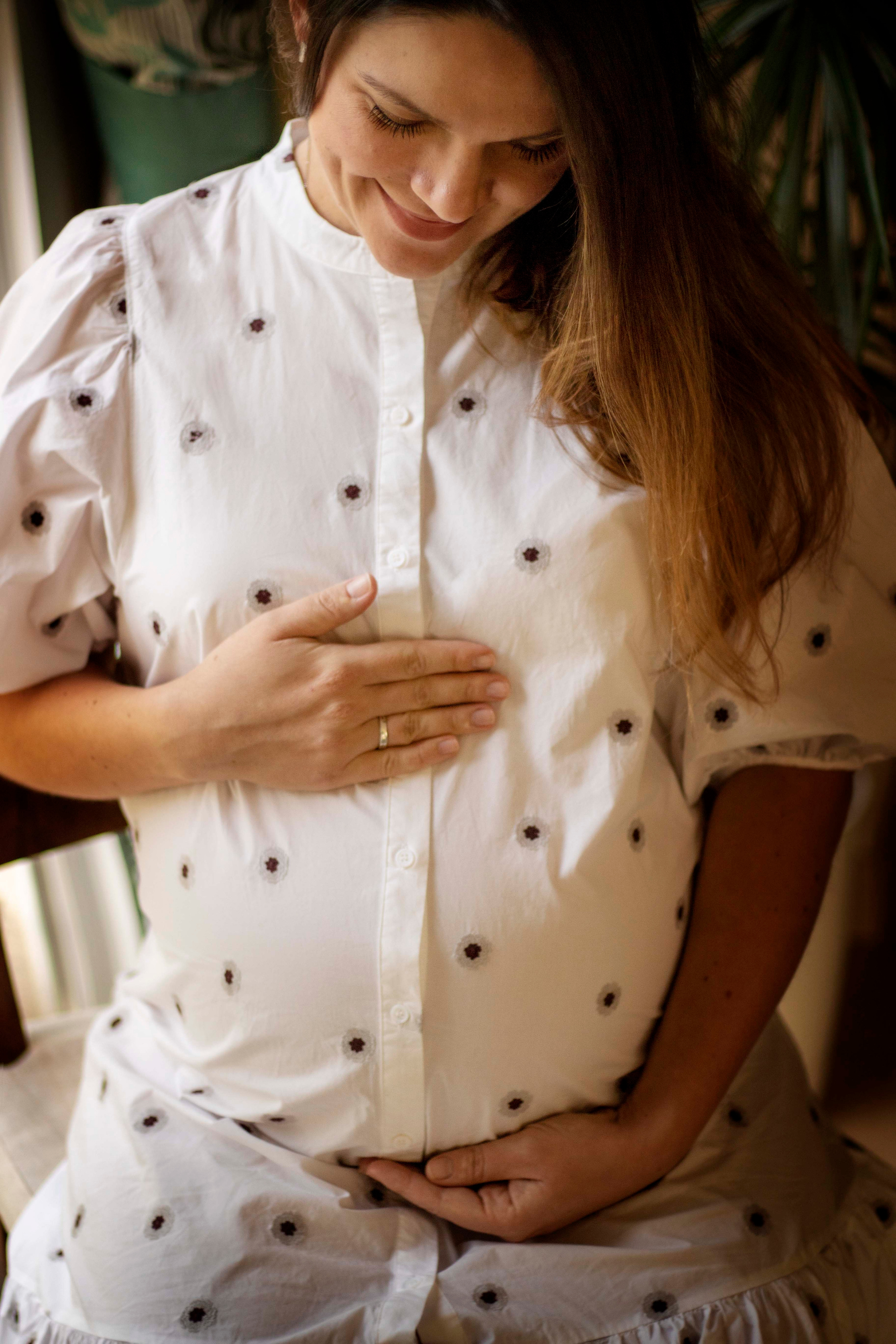 Maternity. Family Photographer in Greece