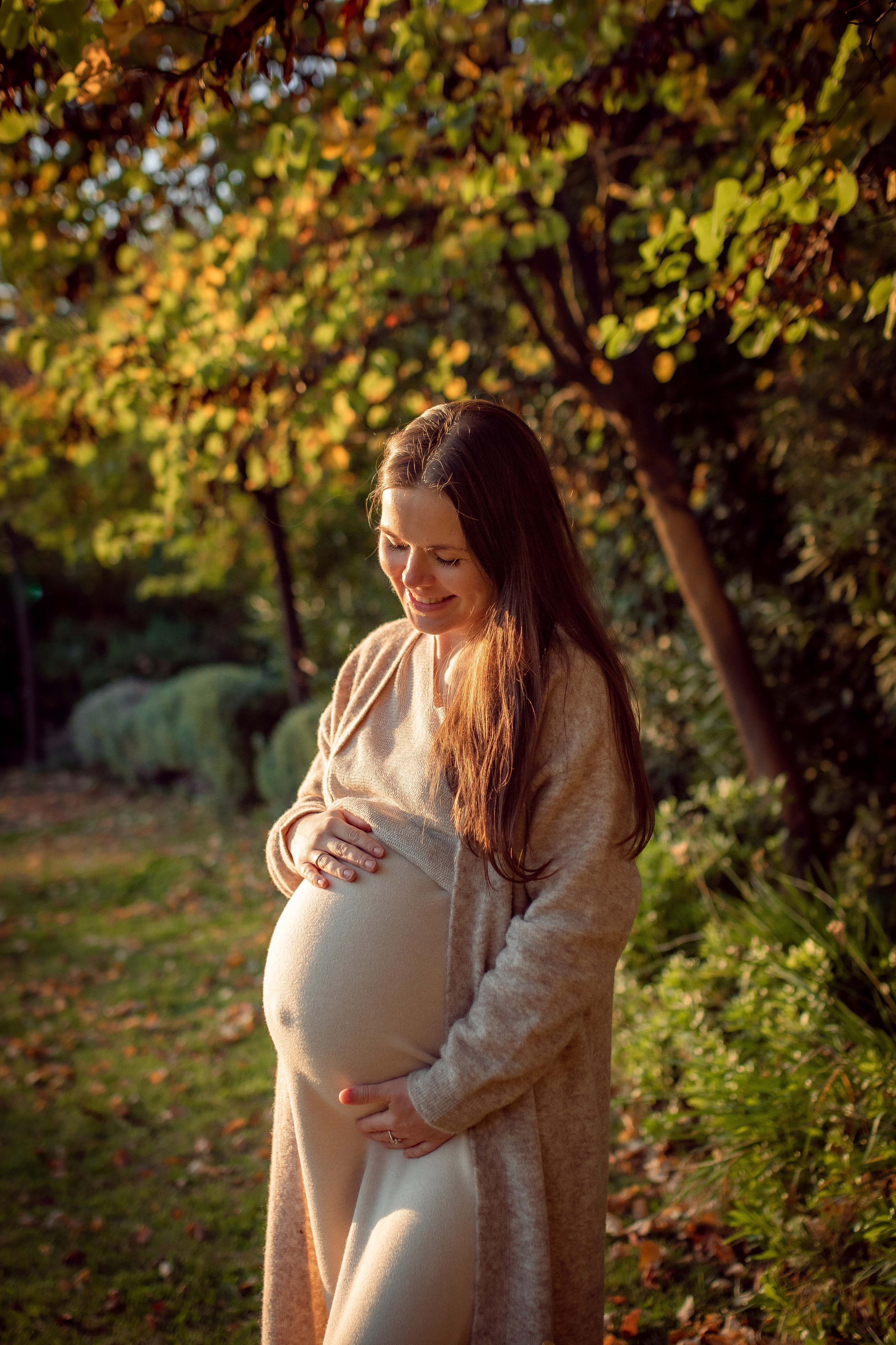 Maternity. Family Photographer in Greece