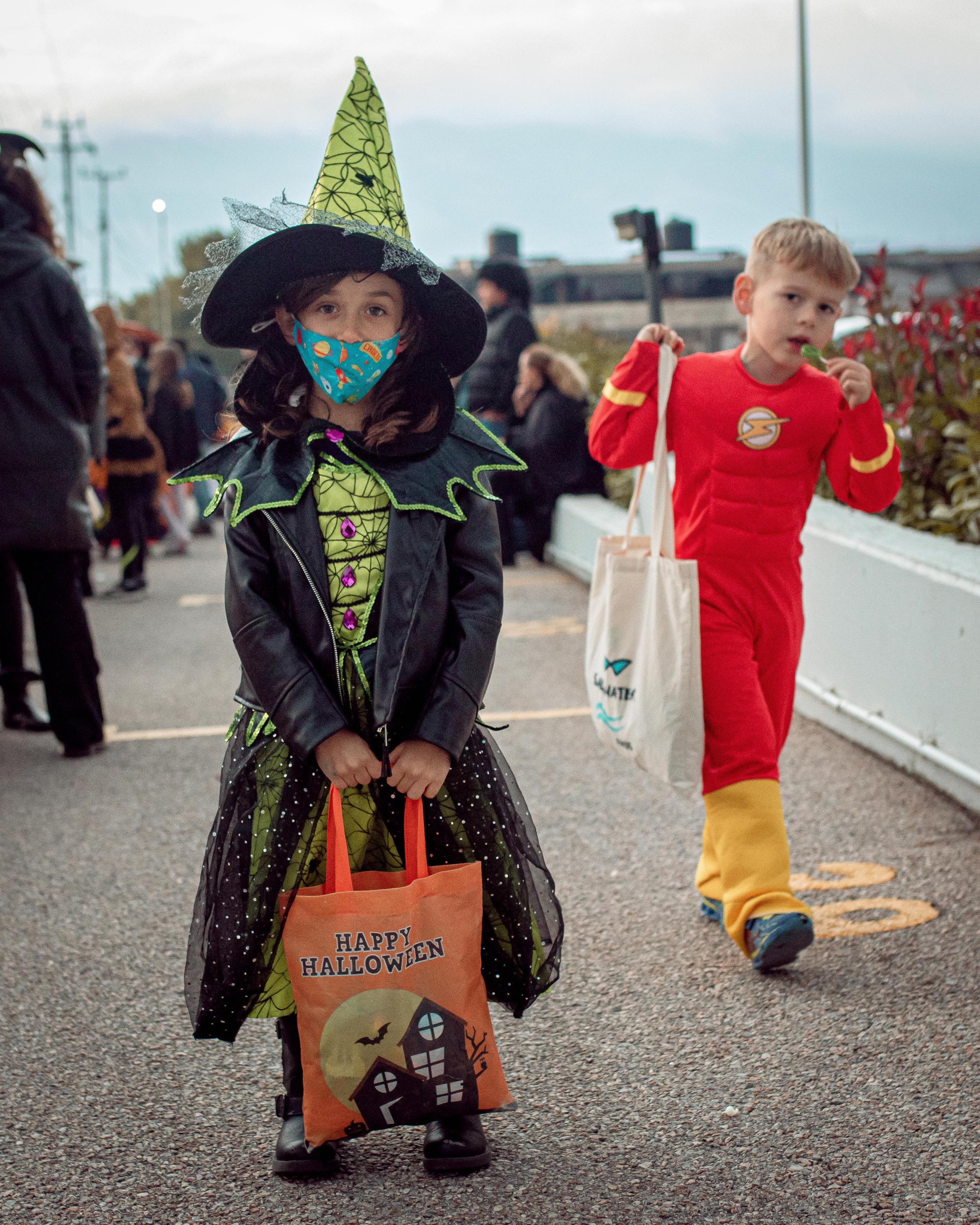 Halloween Event. Family Photographer in Greece