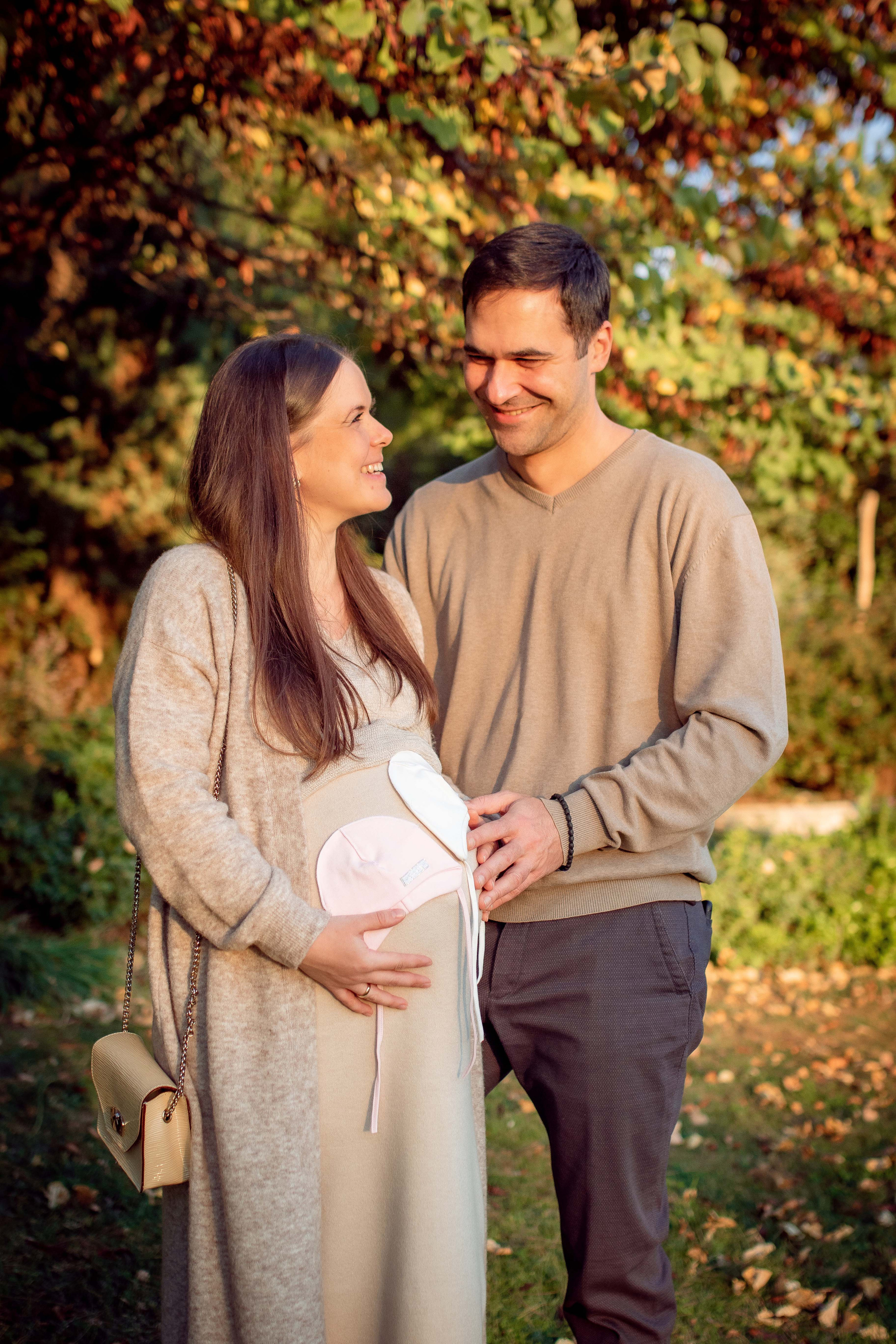 Maternity. Family Photographer in Greece