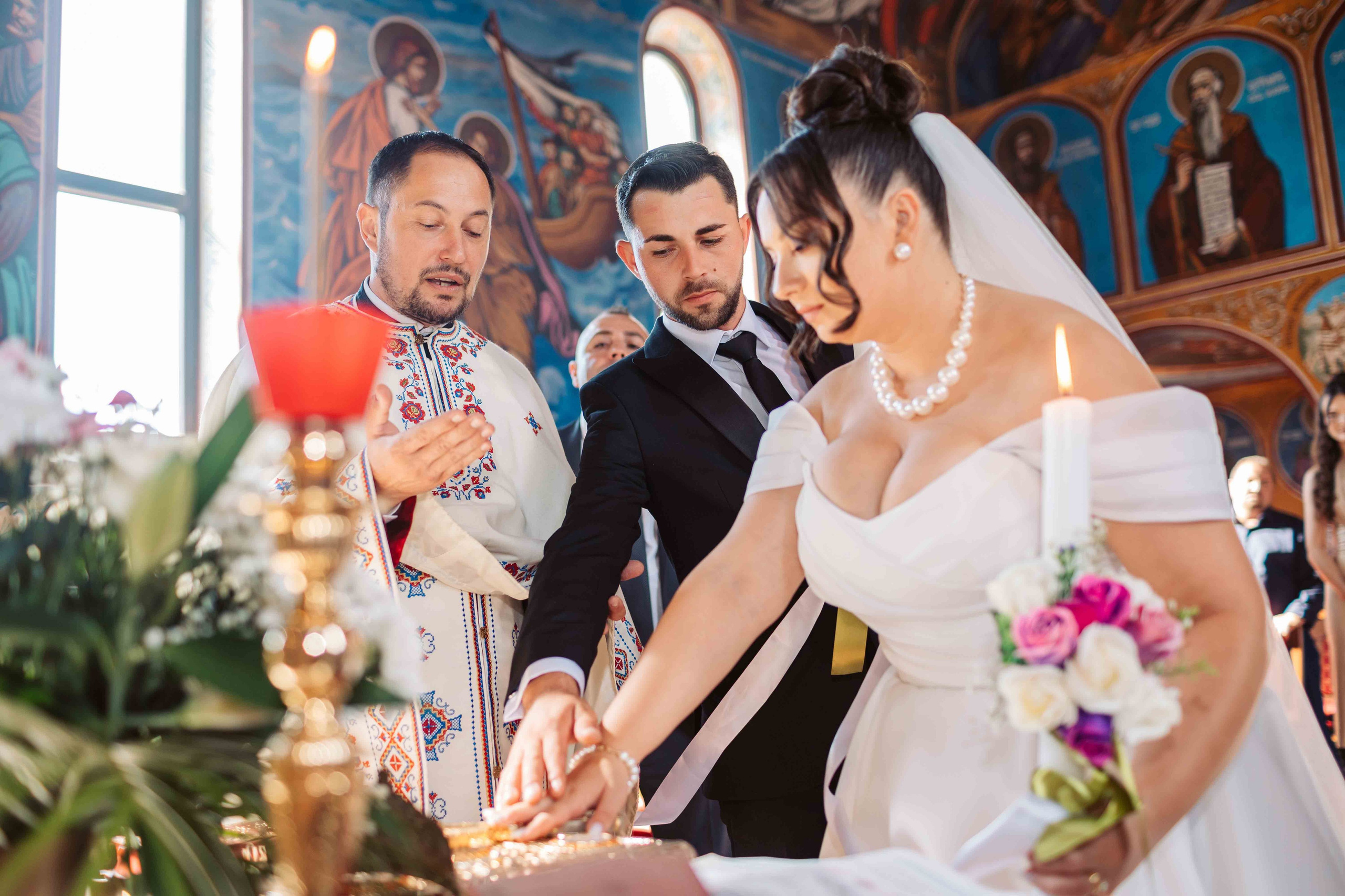 Crenguta & Robert. Contrast Studio