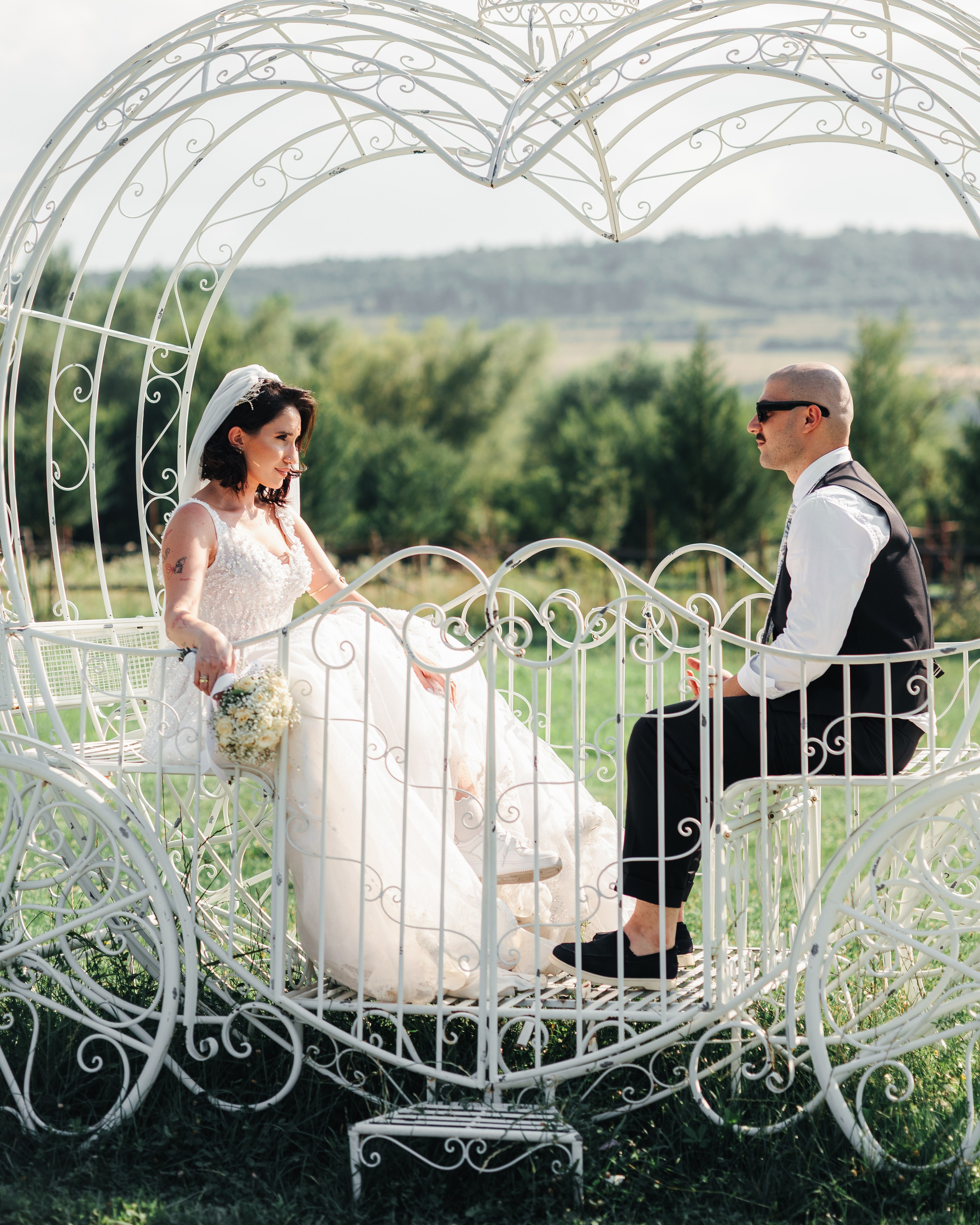 Nikusha & Tato. Bspander