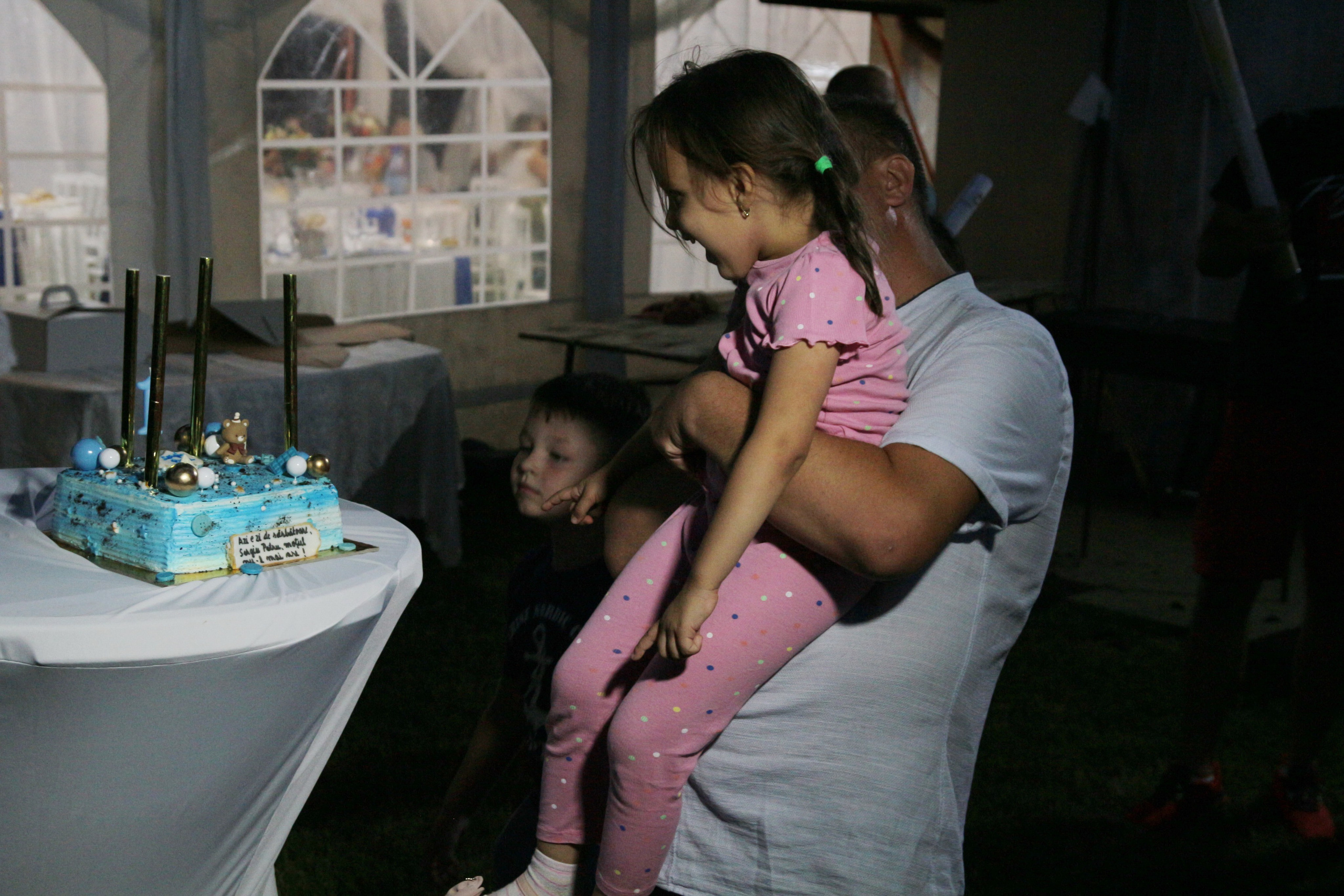 BYZO MEDIA. PETRU BYZO - family and children photographer in ROMANIA