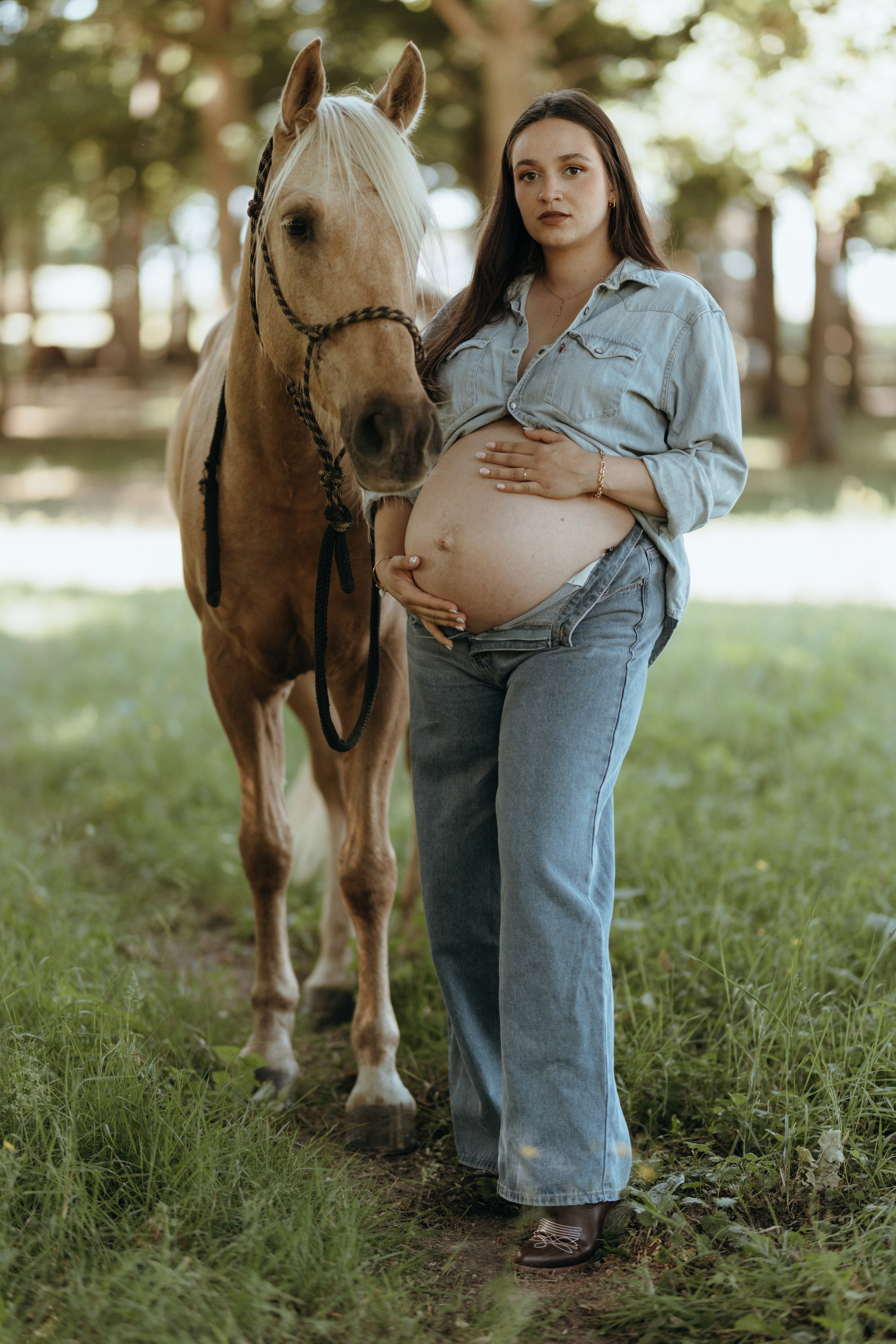 Séance photo de maternité cowgirl grossesse 