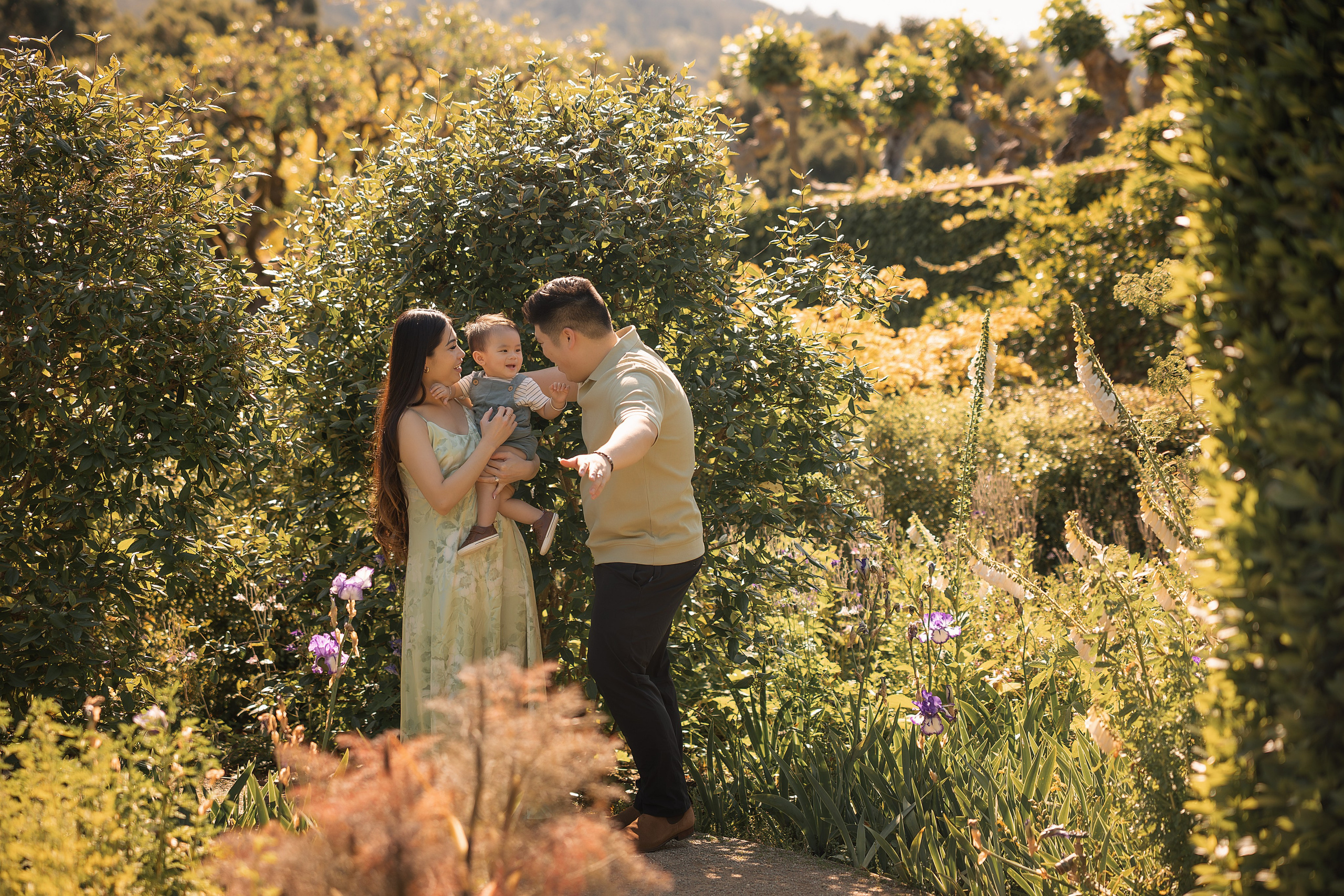 FAMILY & MATERNITY PHOTOGRAPHY. Couples & Families photographer in Bay Area, San Jose, California
